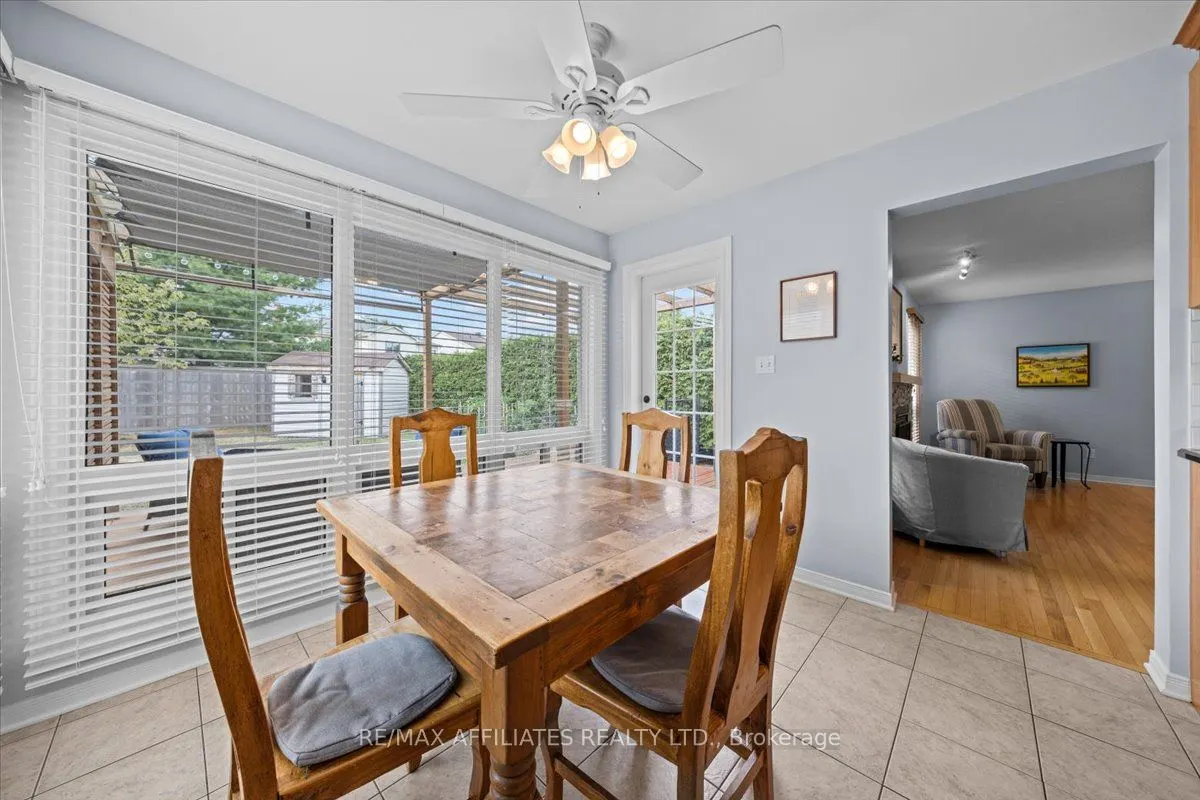 605 Falwyn Crescent