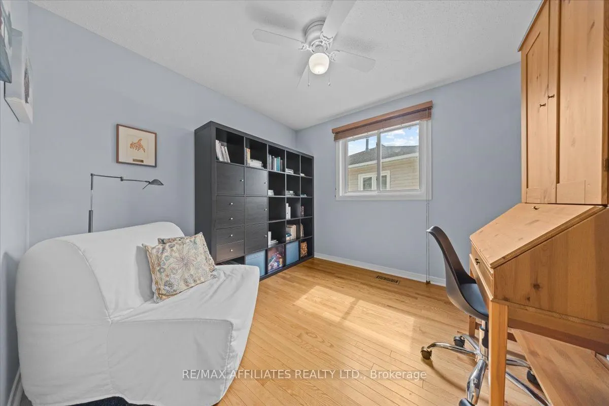605 Falwyn Crescent