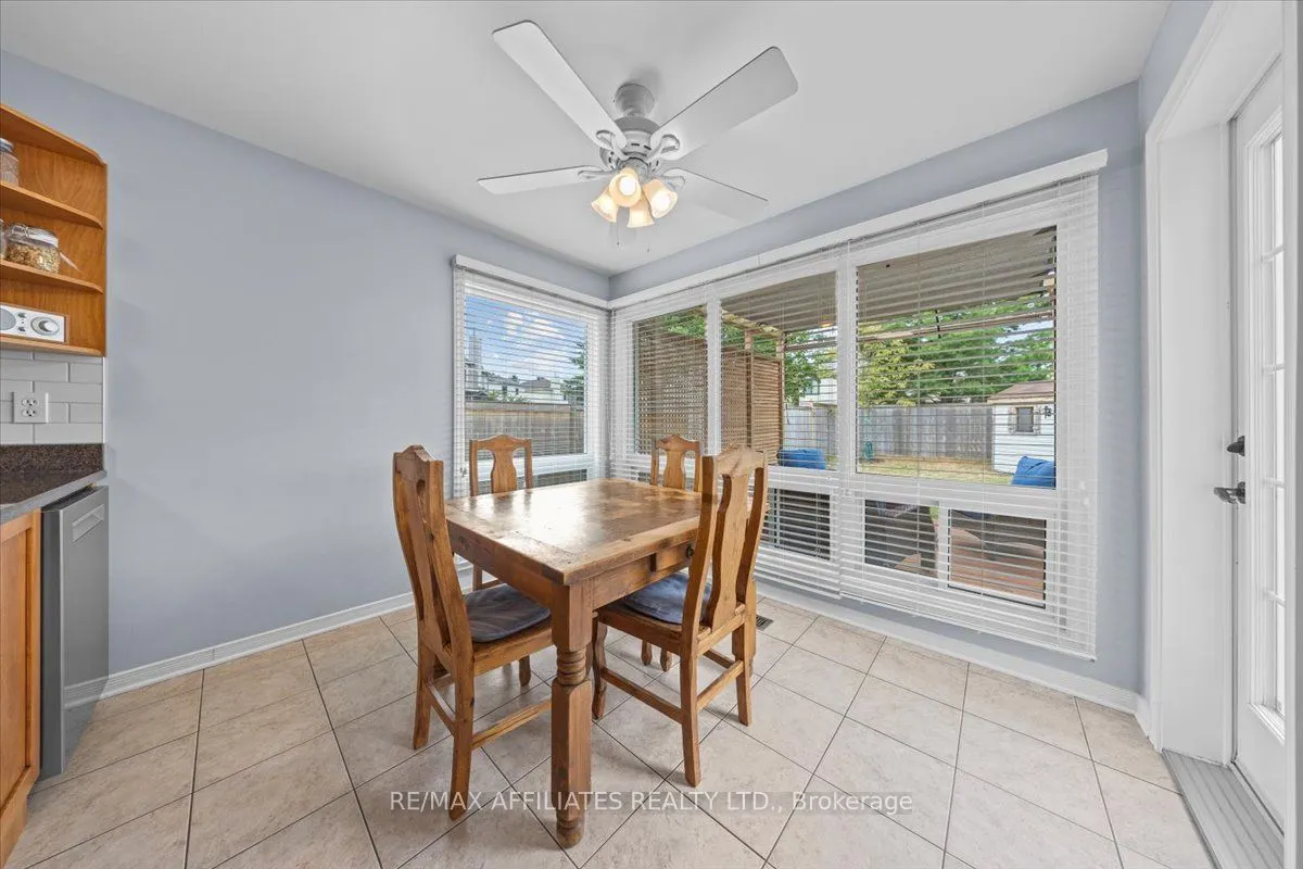 605 Falwyn Crescent