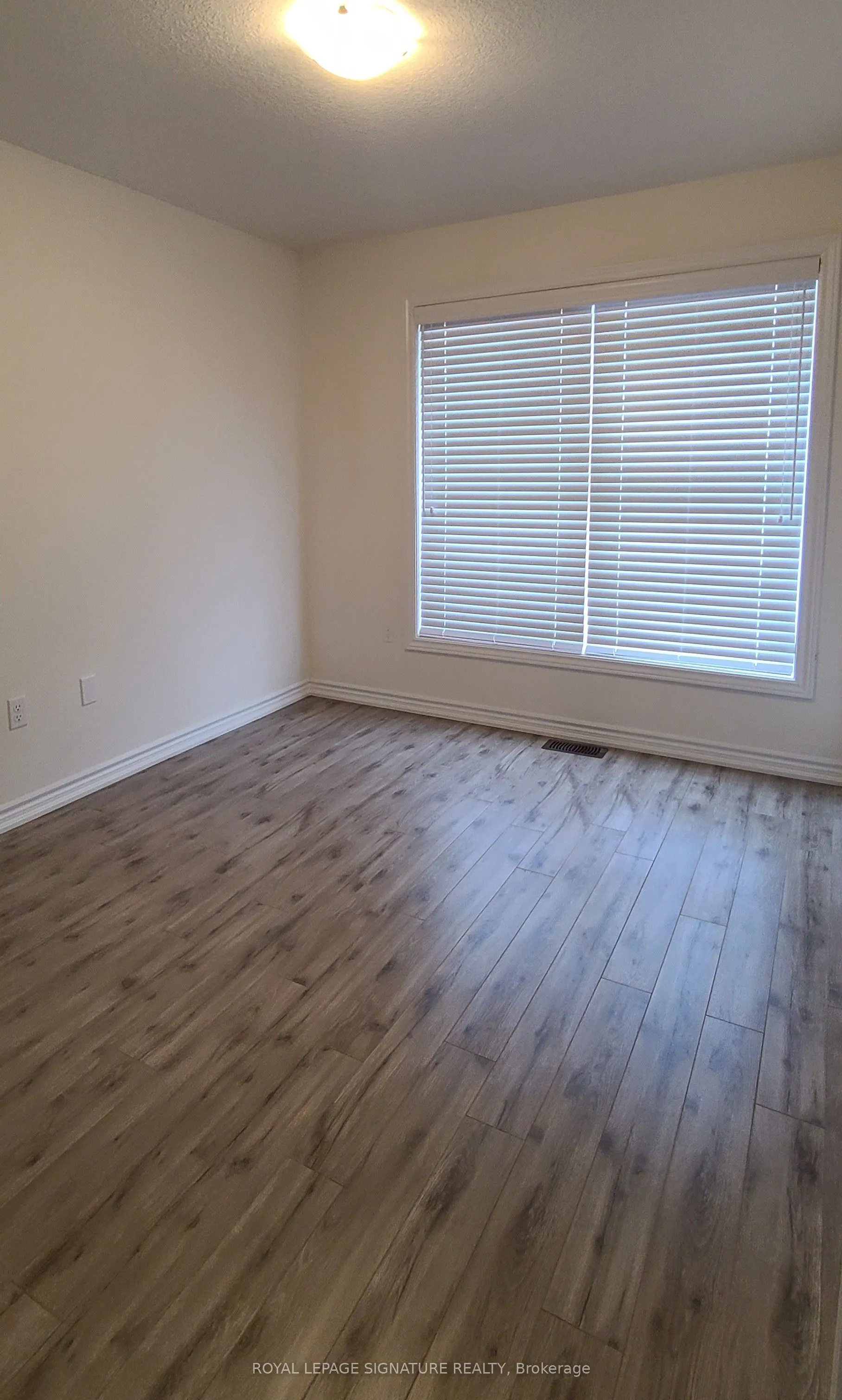 383 Dundas Street E, #43