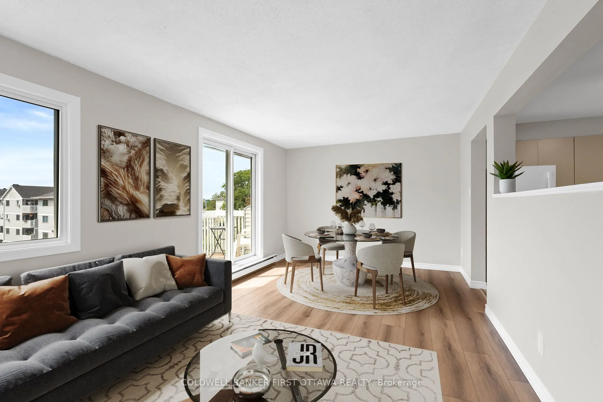 216 Viewmount Drive, #400