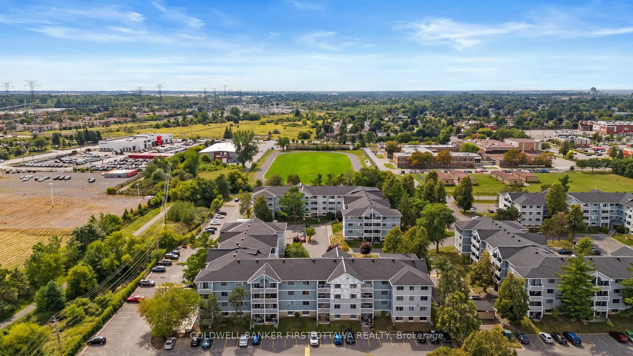 216 Viewmount Drive, #400