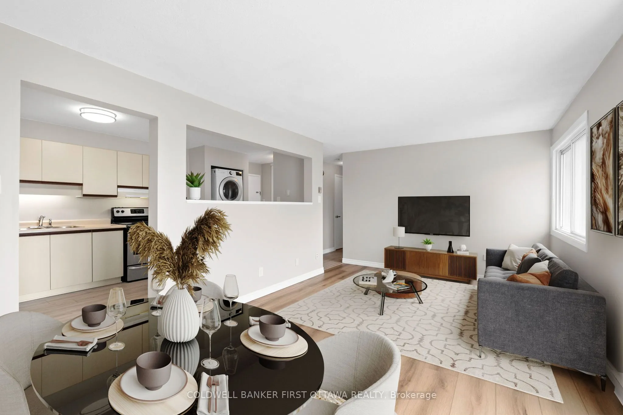 216 Viewmount Drive, #400