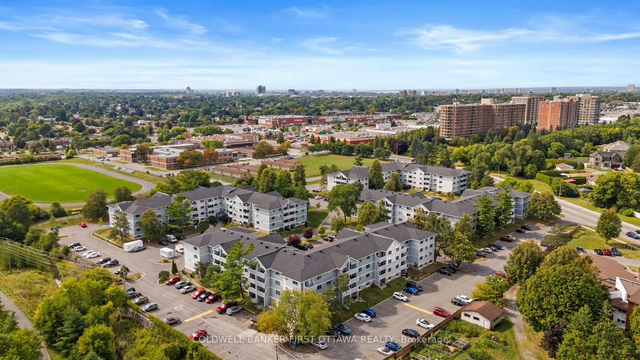 216 Viewmount Drive, #400