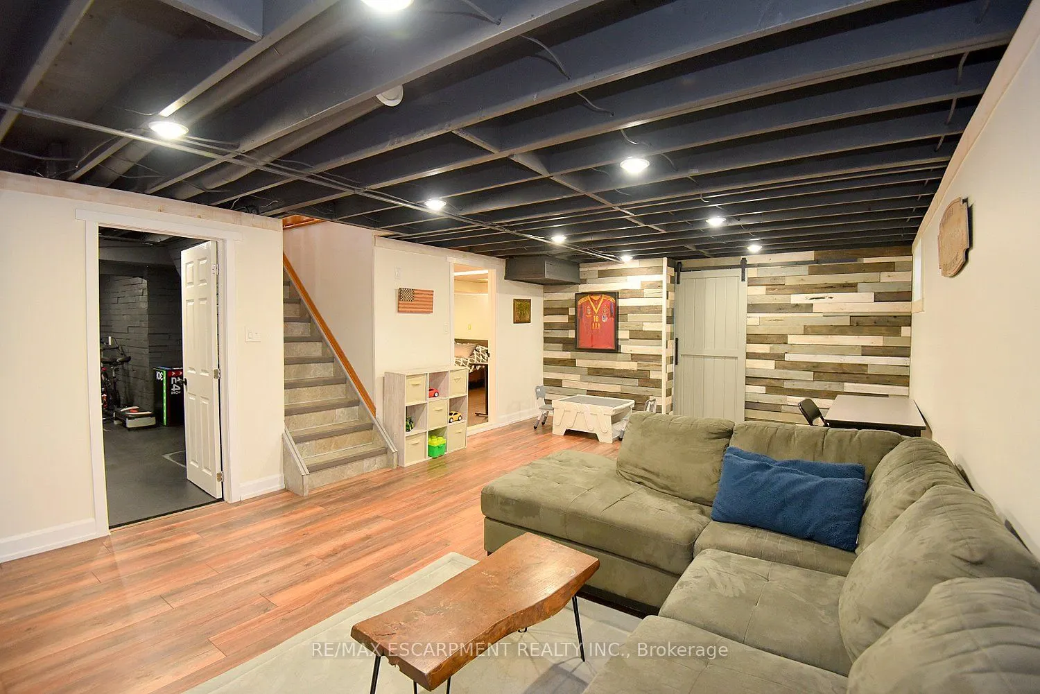 237 Mac Crae Drive