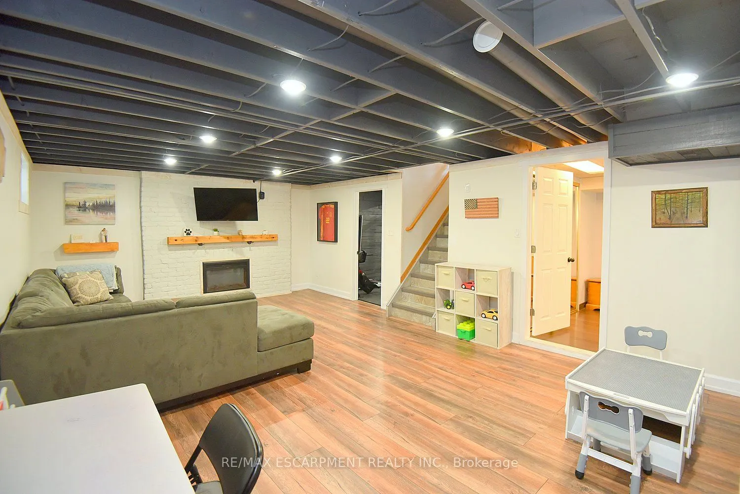 237 Mac Crae Drive