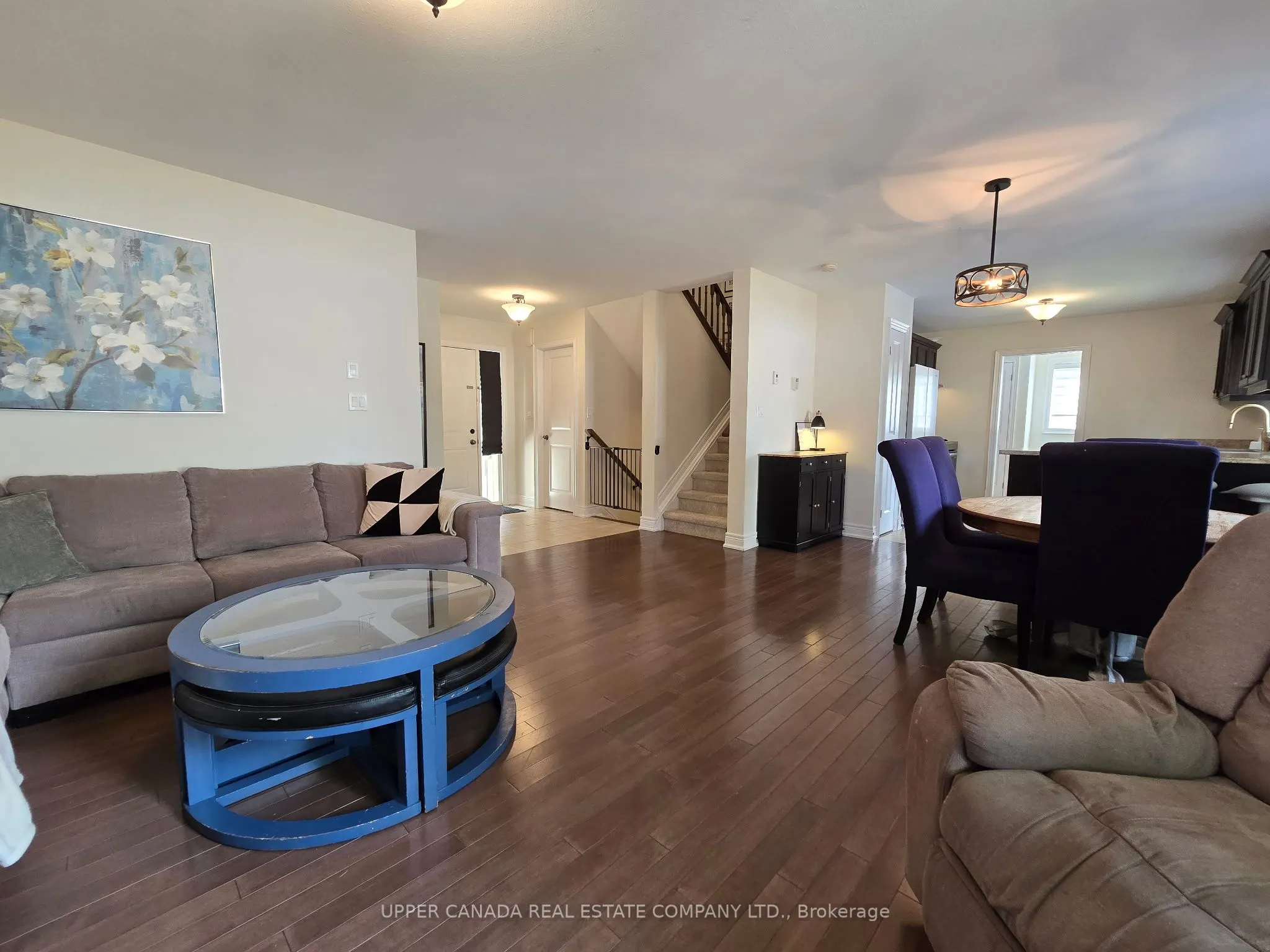 47 Elmwood Avenue N