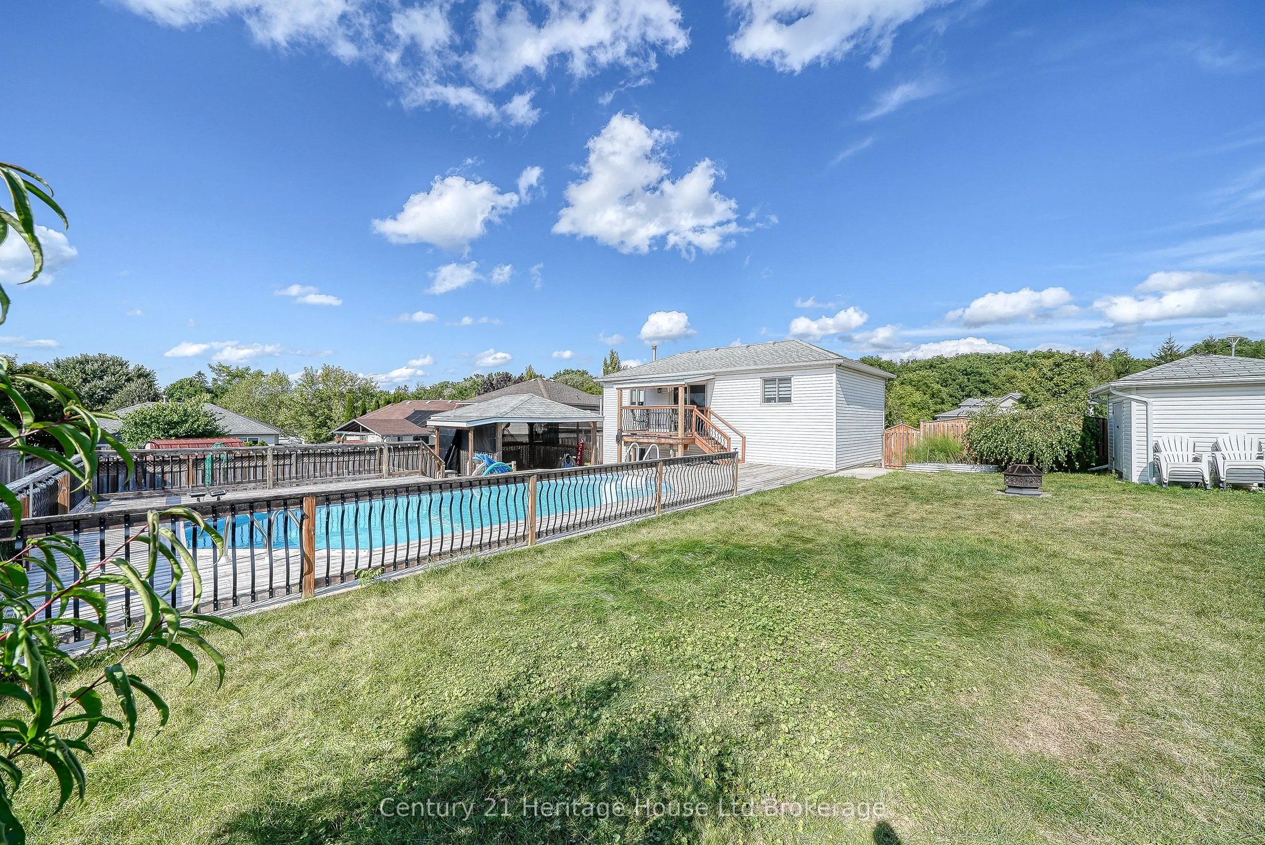 50 Pebble Beach Court