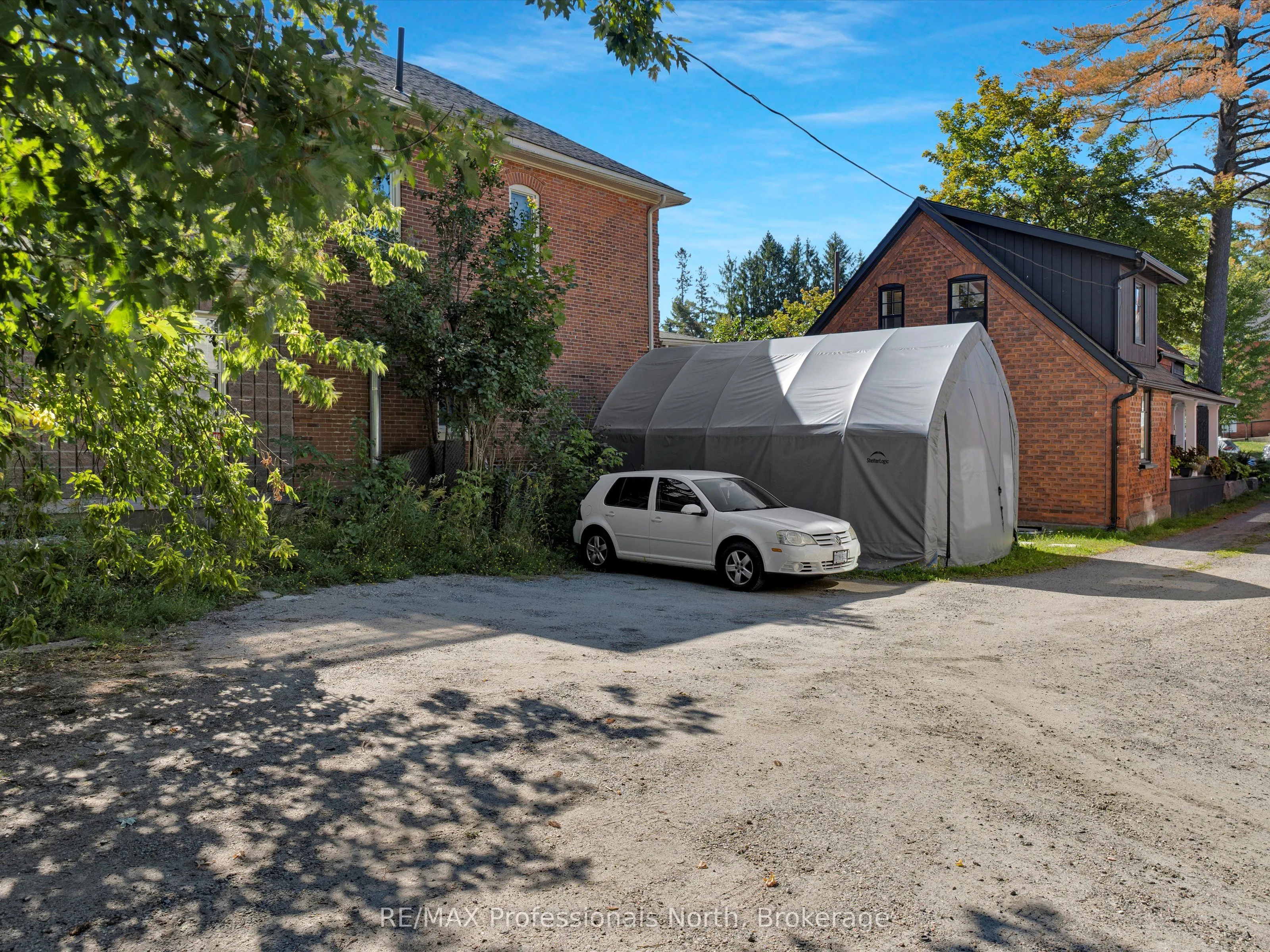 153 Manitoba Street