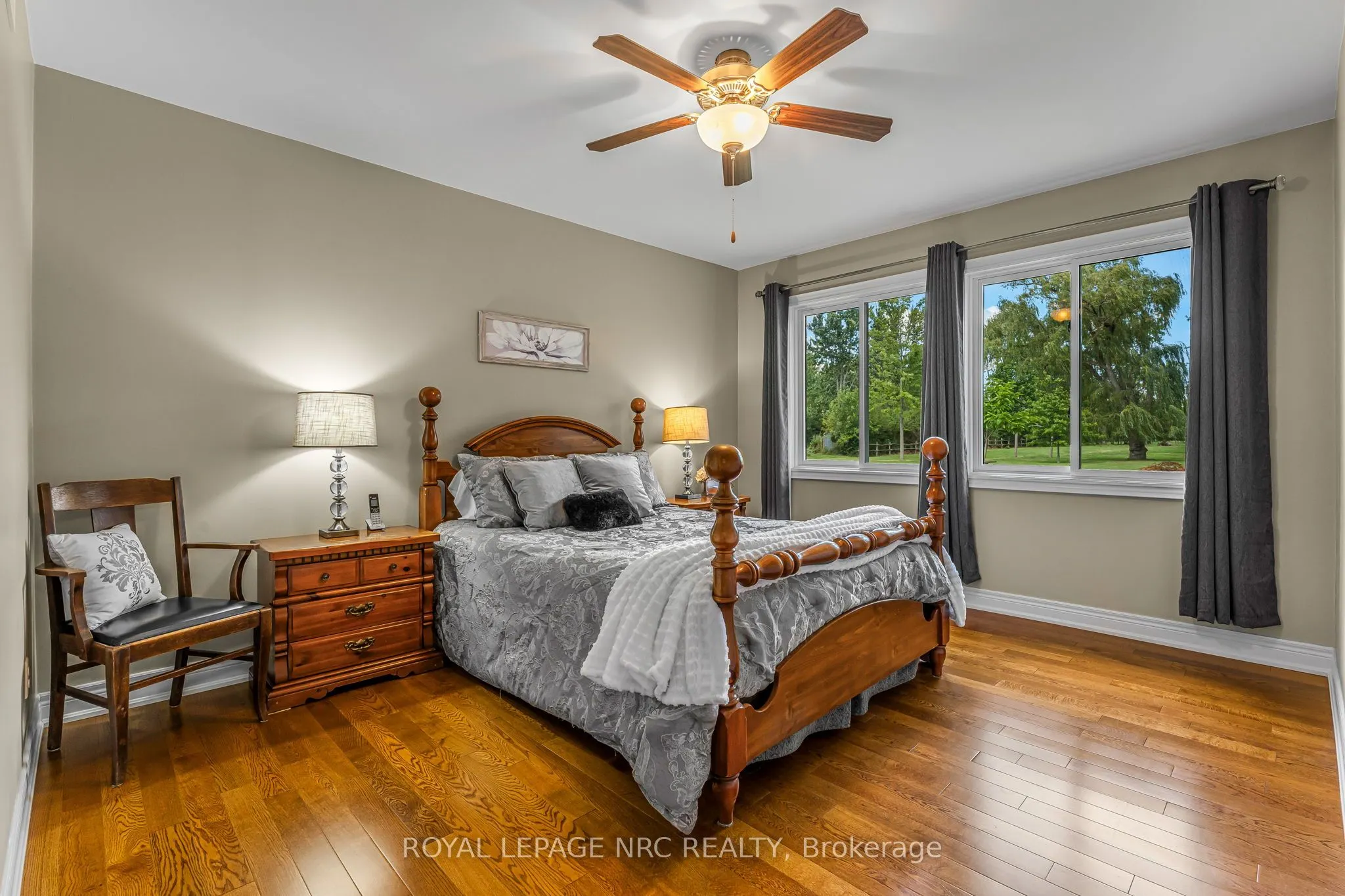 880 Edgemere Road
