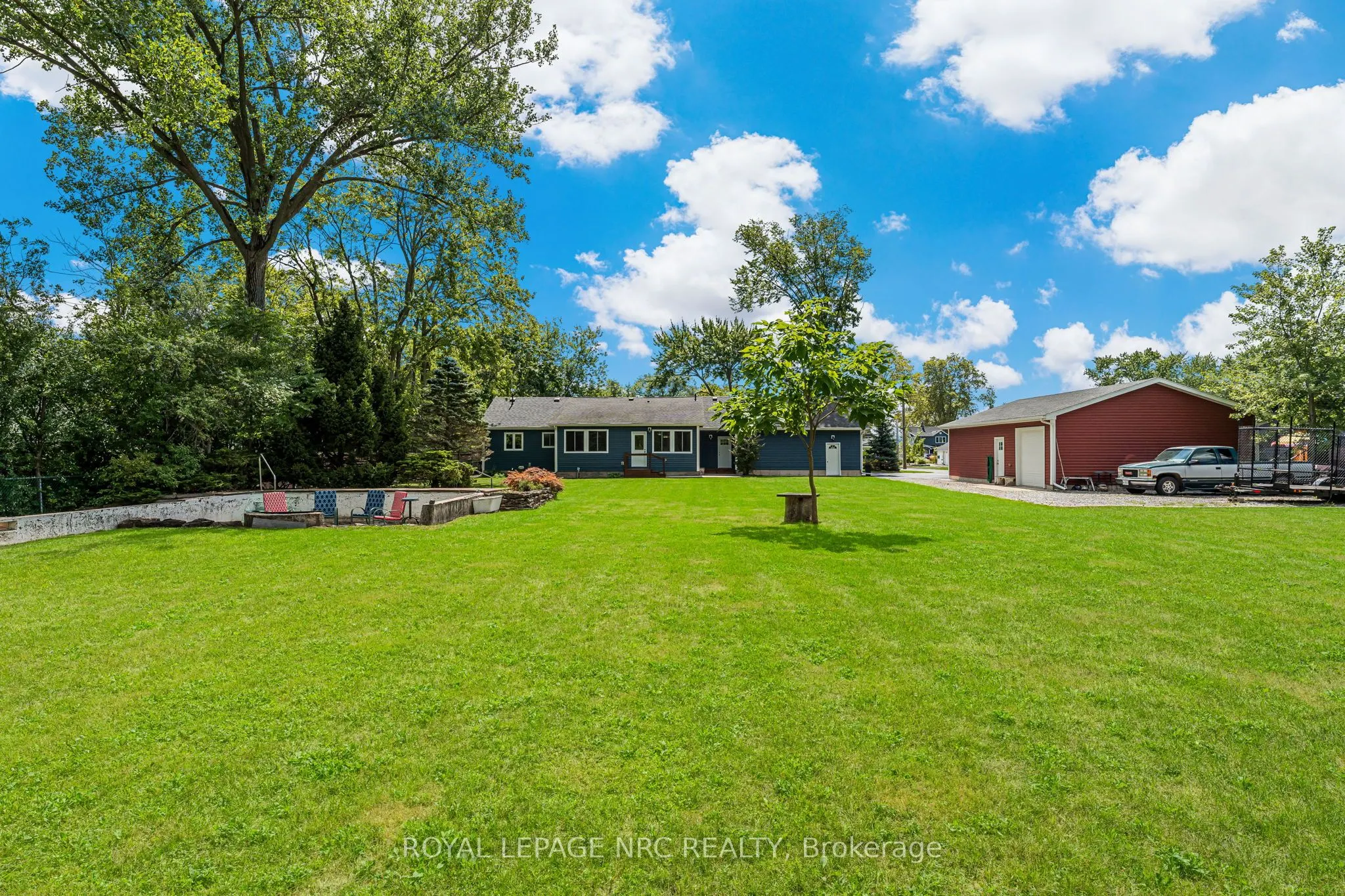880 Edgemere Road