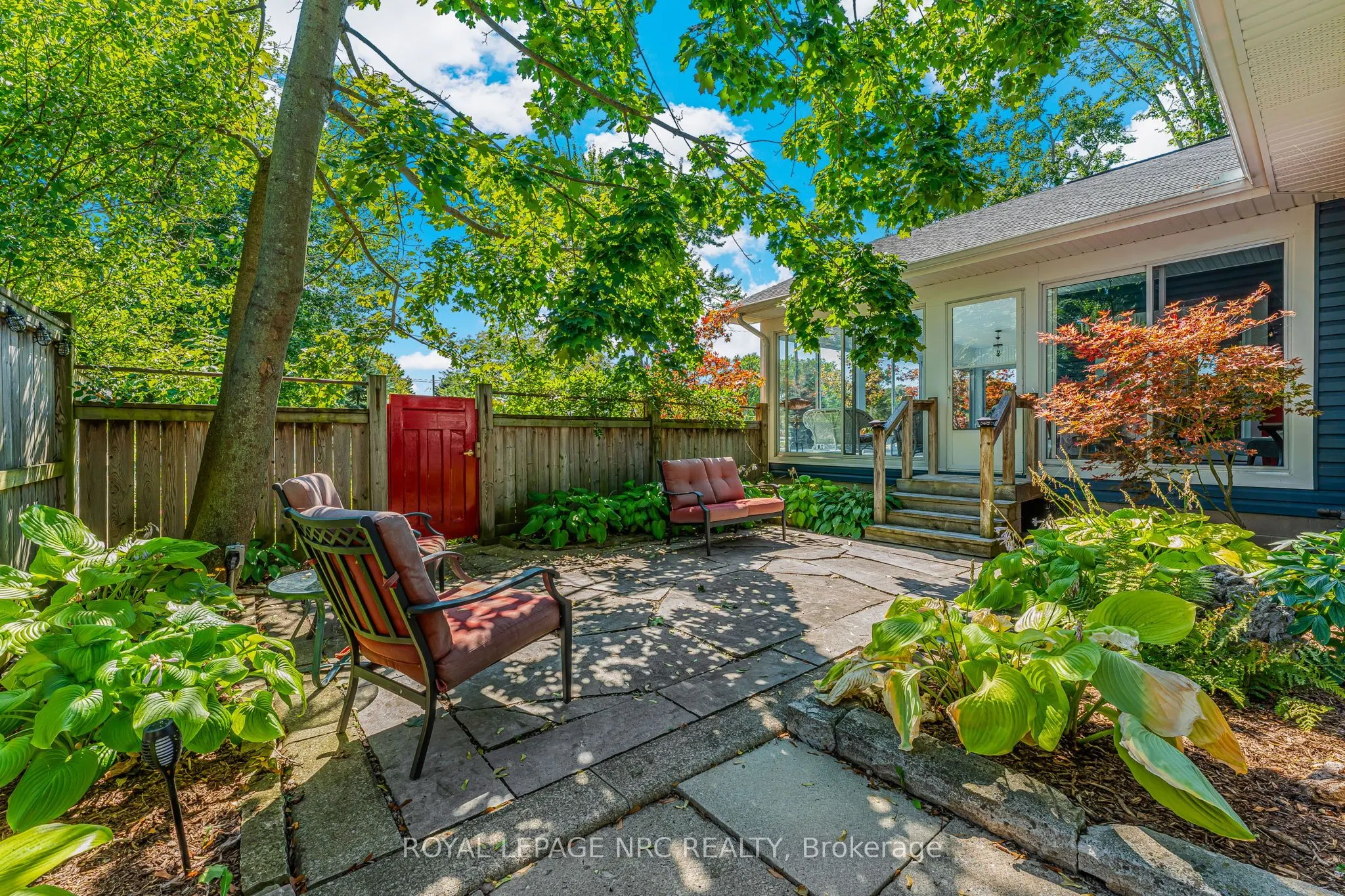 880 Edgemere Road