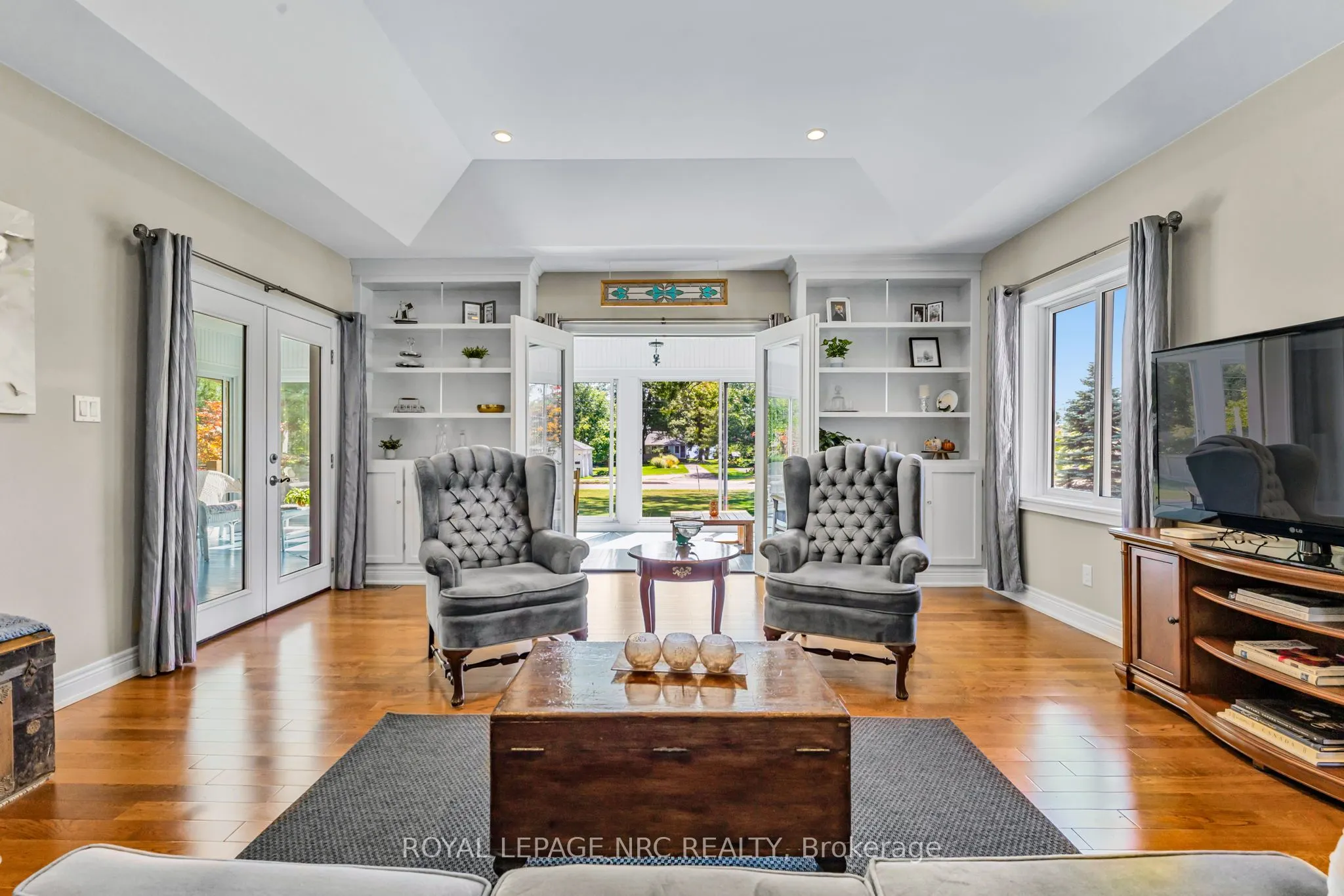 880 Edgemere Road