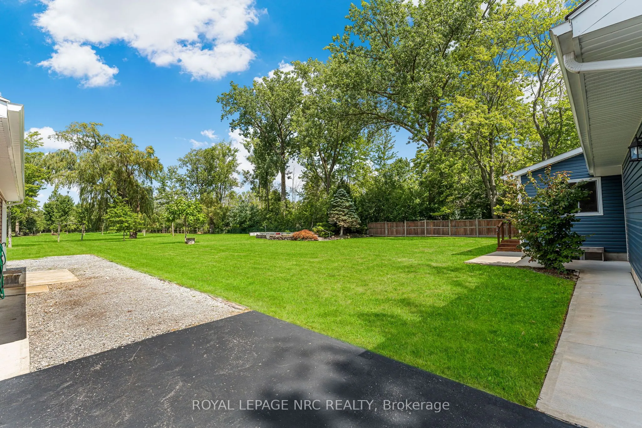 880 Edgemere Road