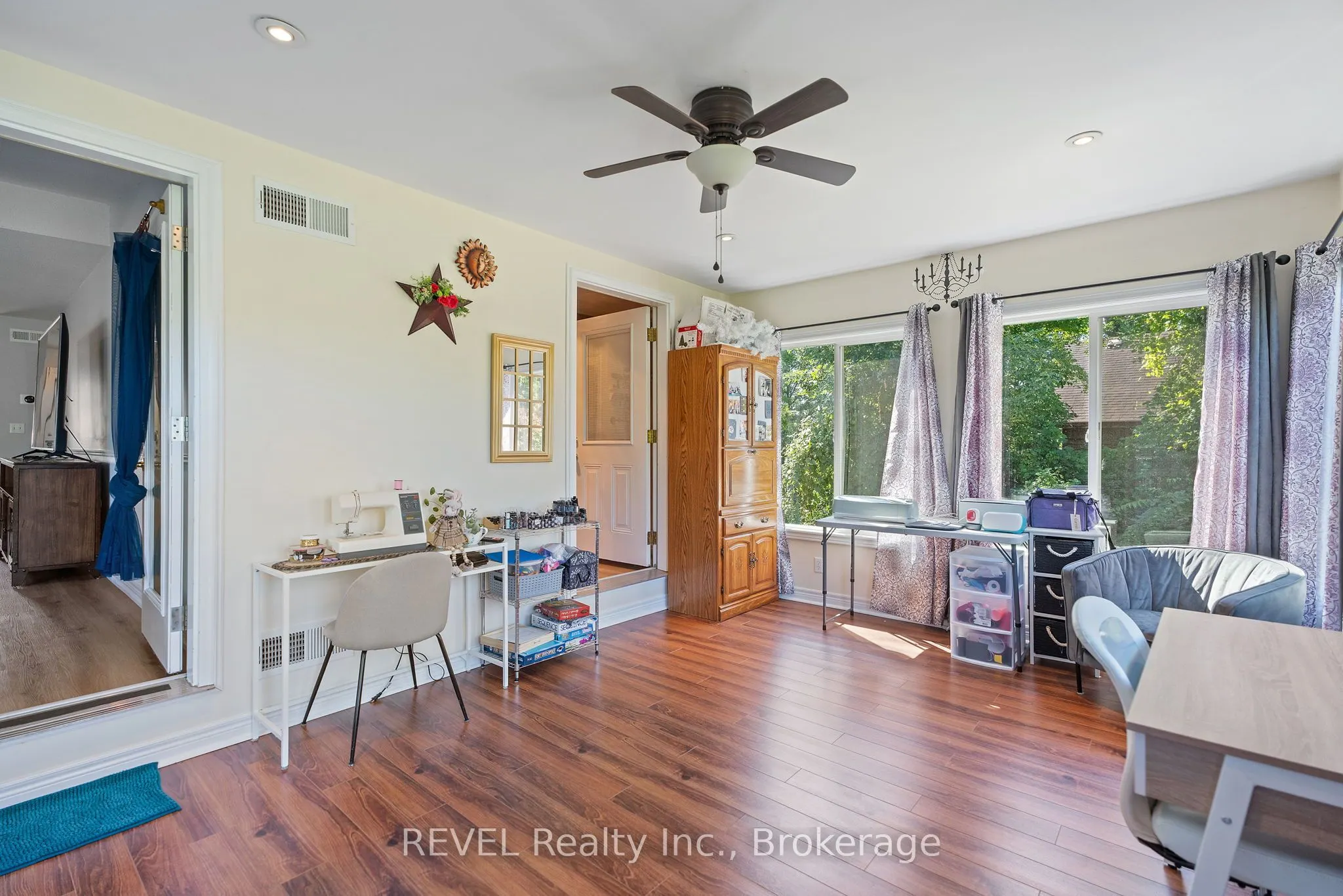 3429 Switch Road