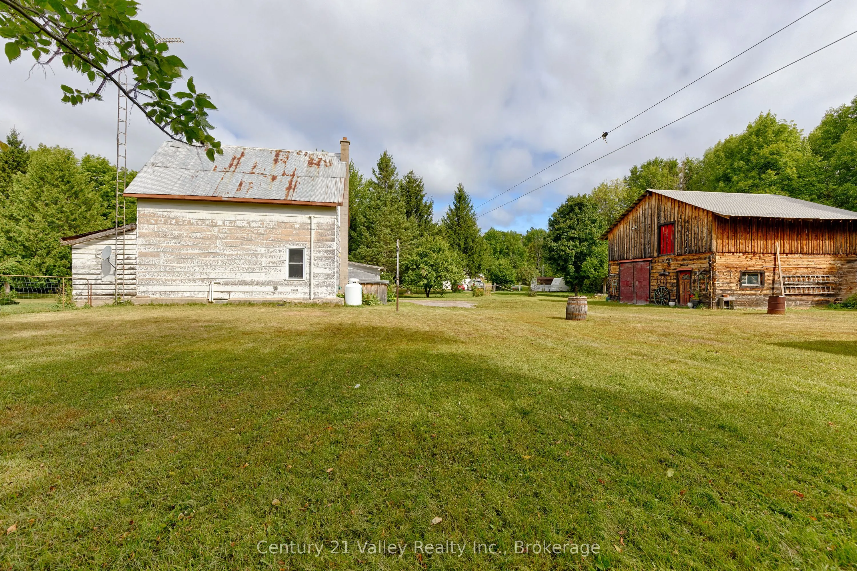 718 Crooked Rapids Road