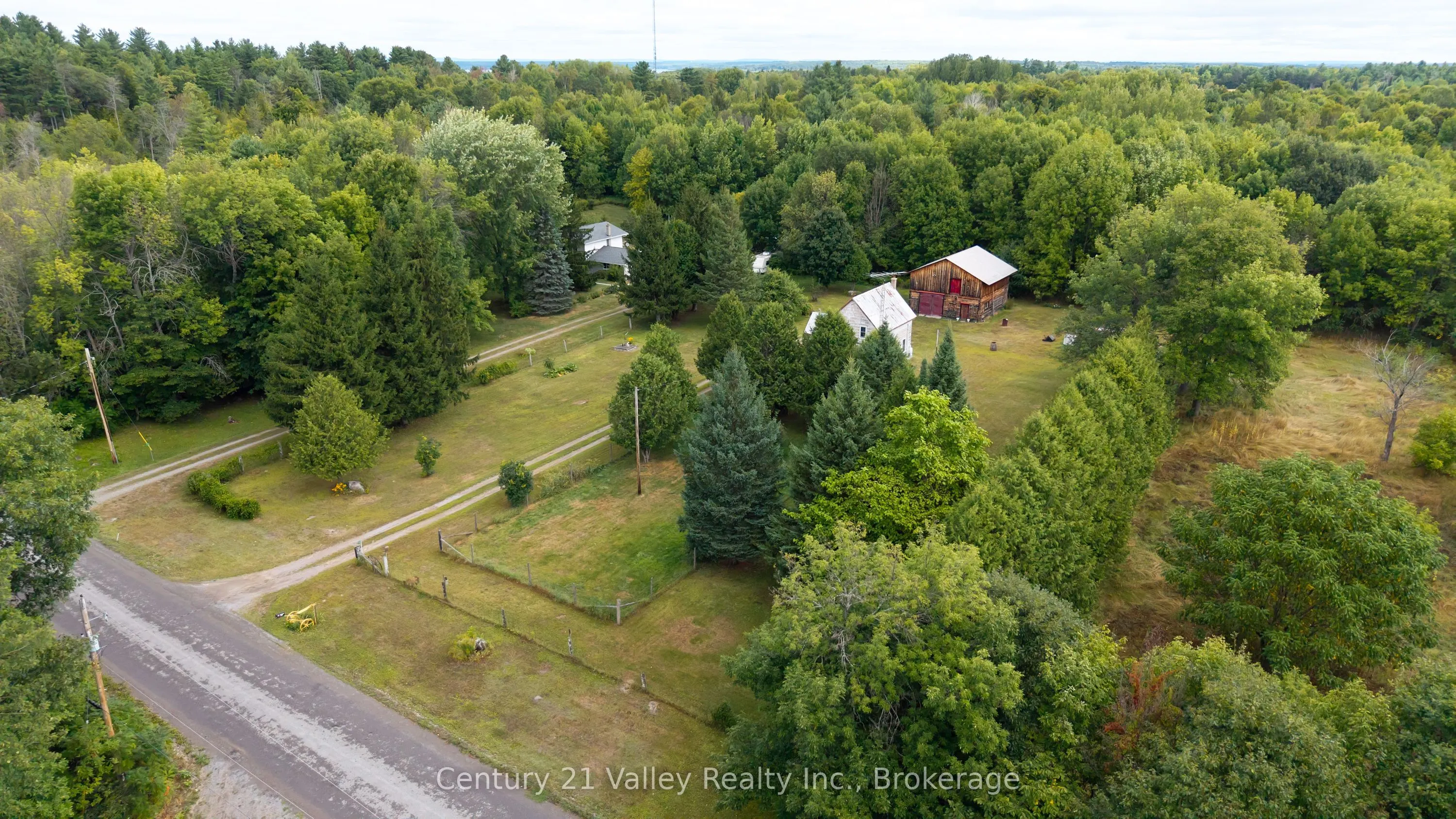 718 Crooked Rapids Road