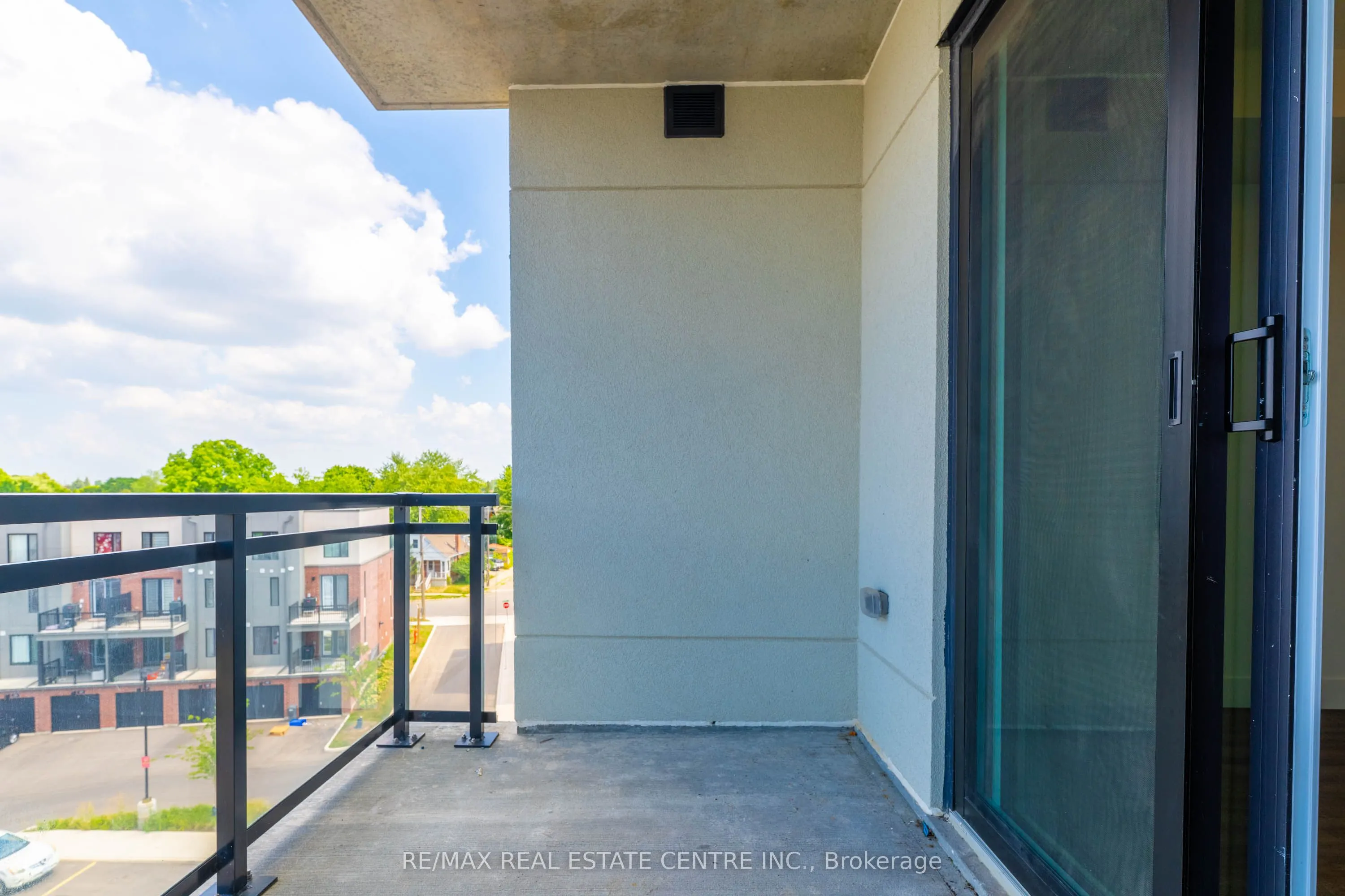 107 Roger Street, #503