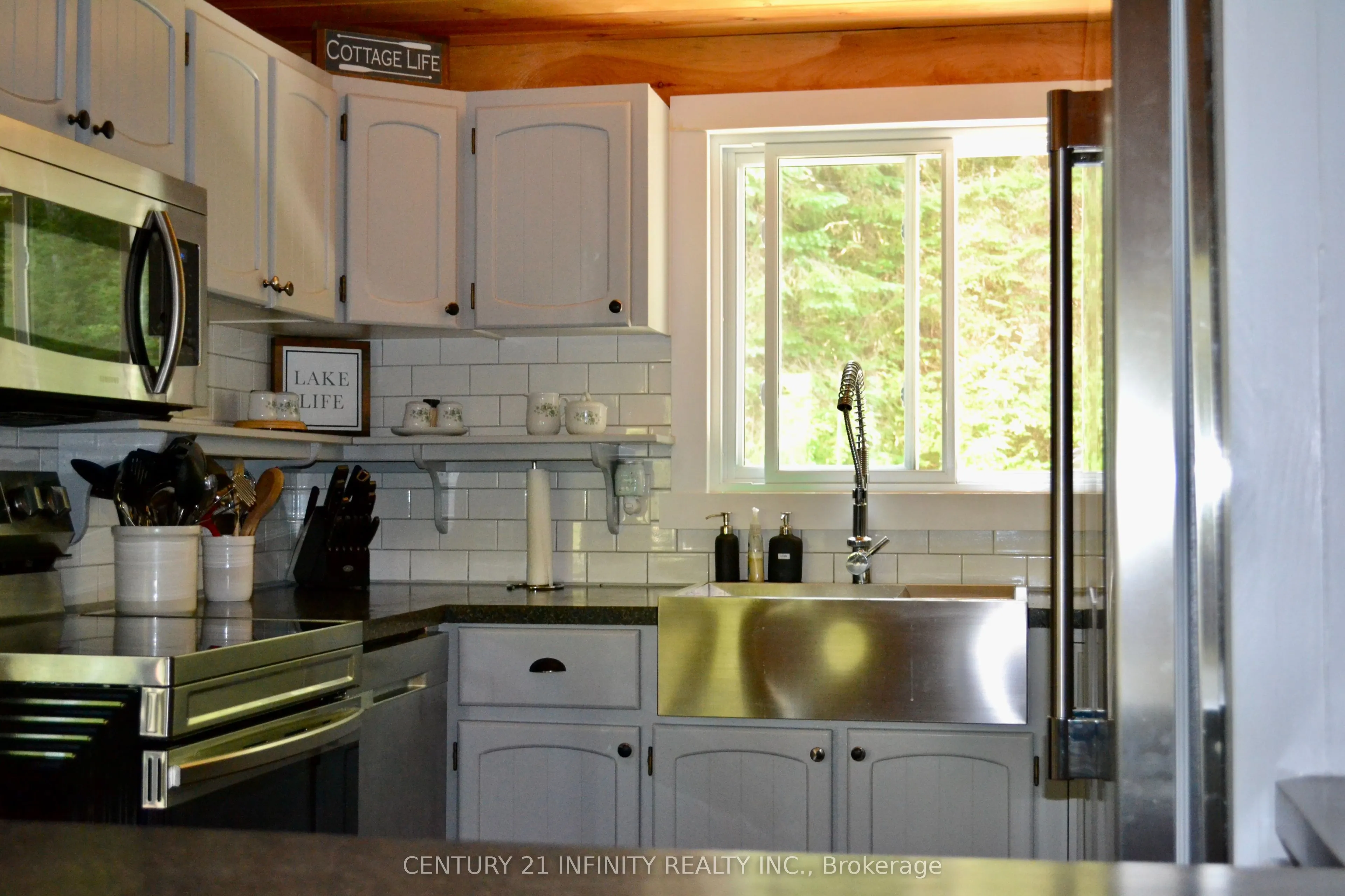 1124 Dam Road
