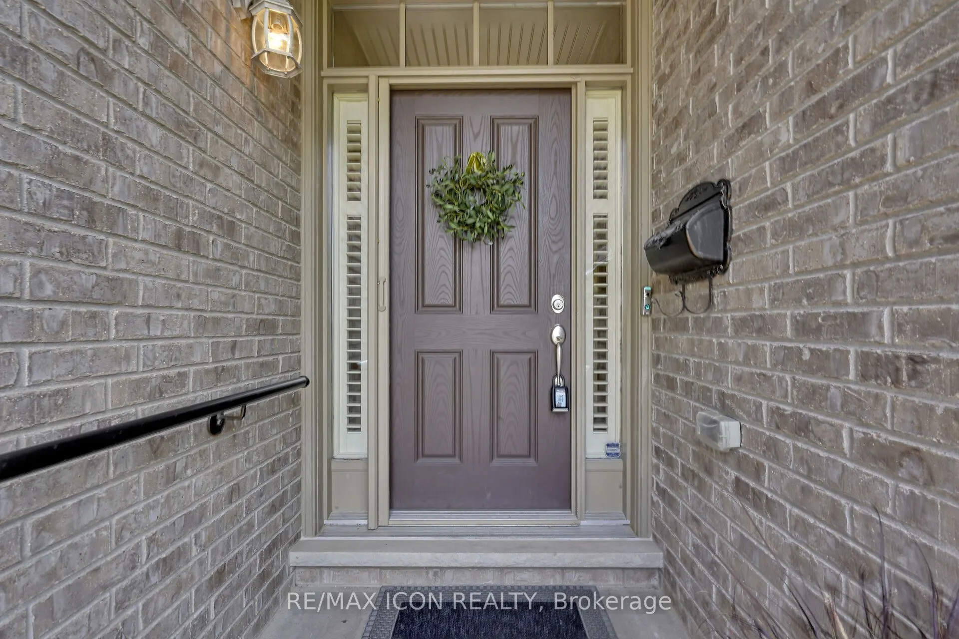 3278 Colonel Talbot Road, #33