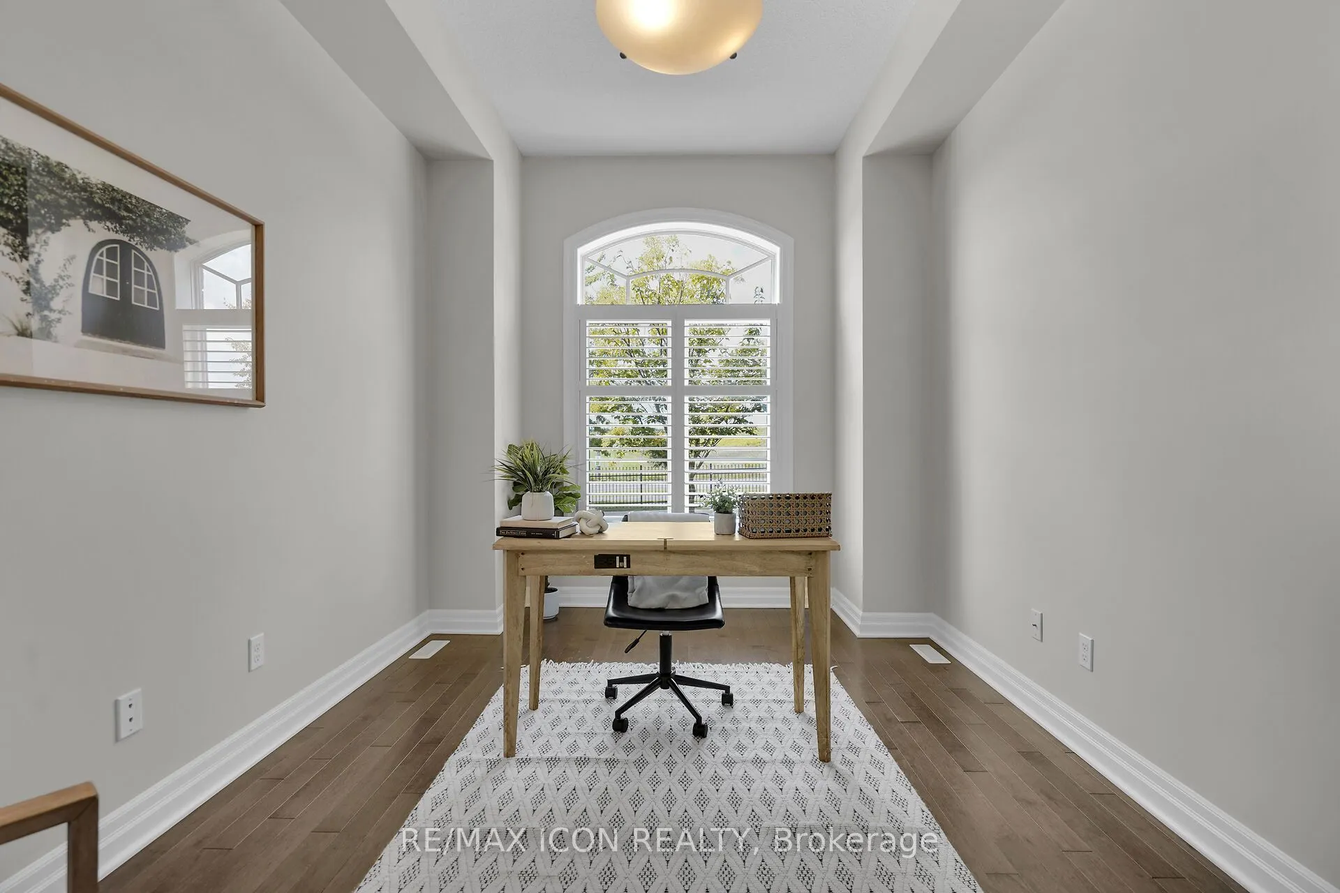 3278 Colonel Talbot Road, #33