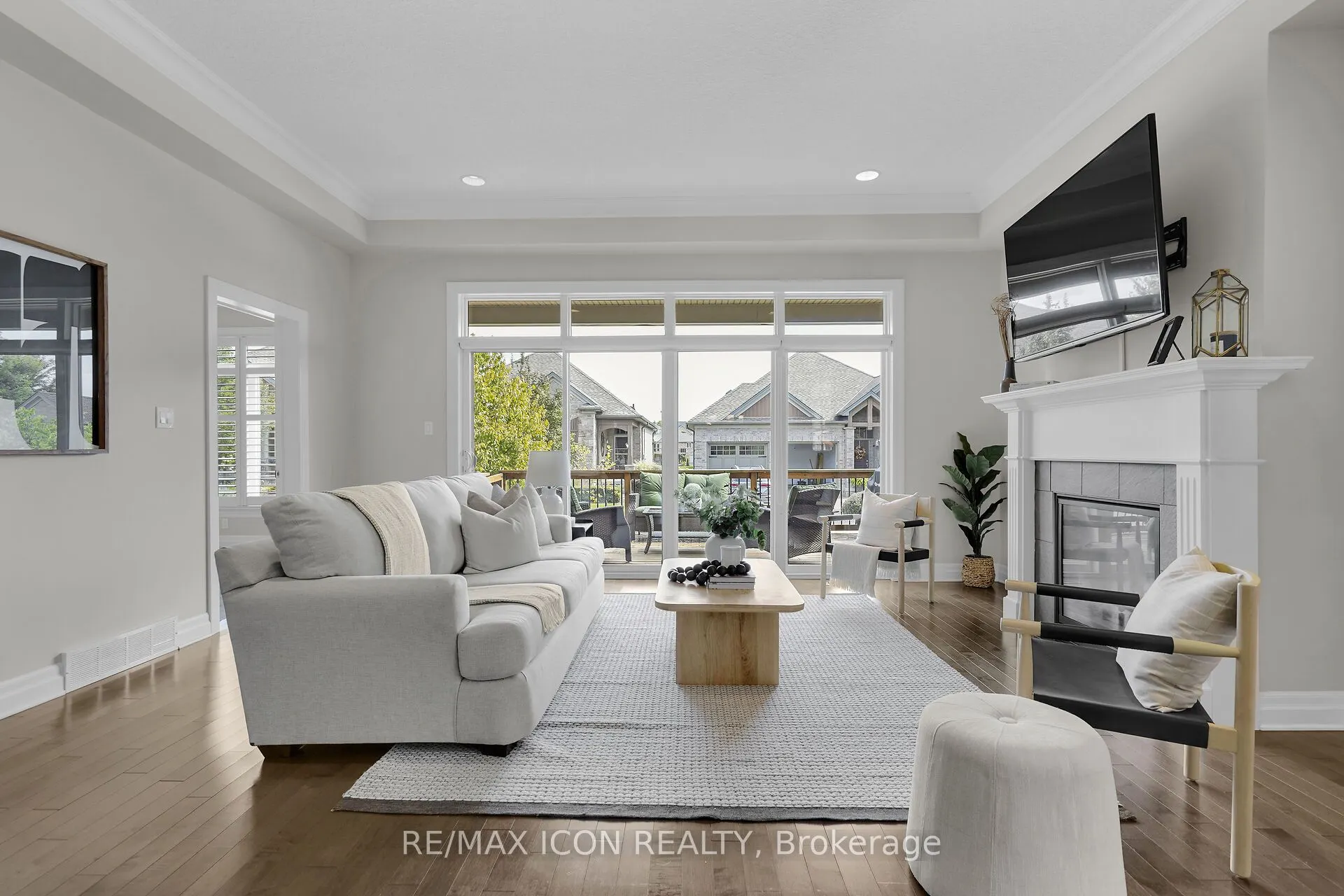 3278 Colonel Talbot Road, #33