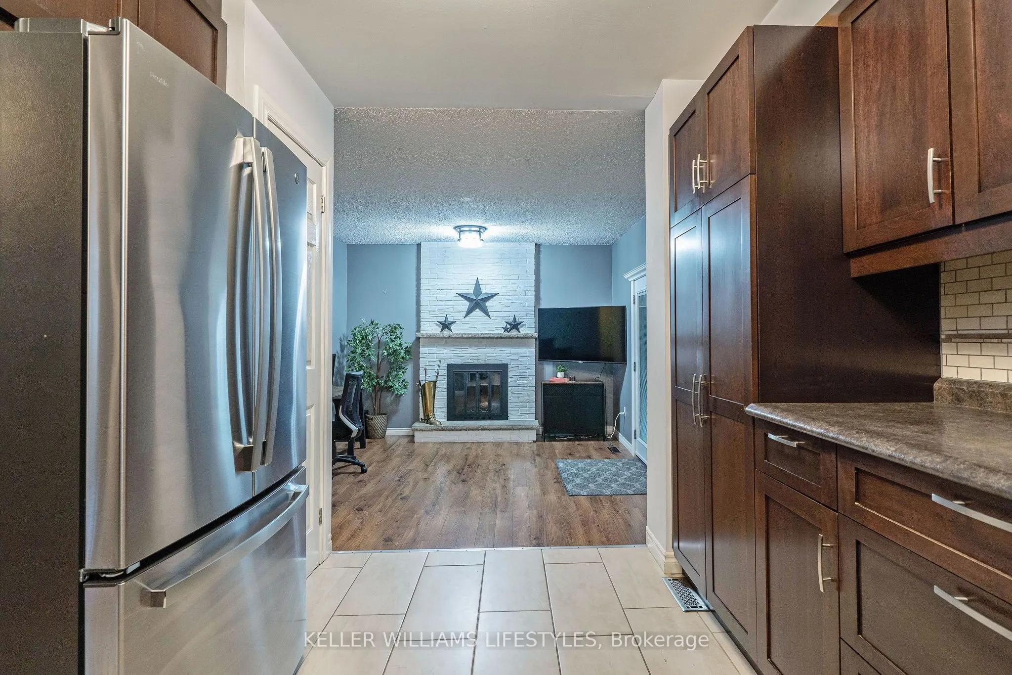 21 Beechbank Crescent
