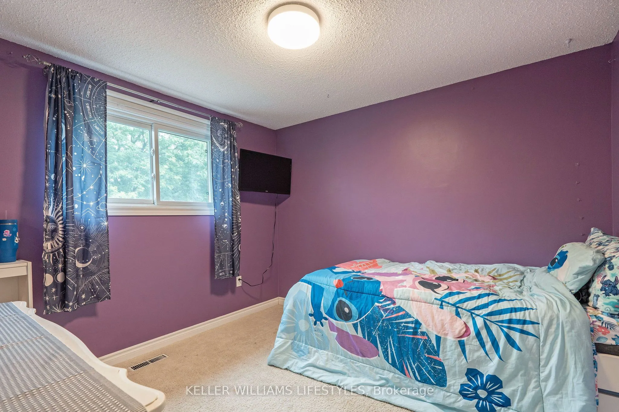 21 Beechbank Crescent
