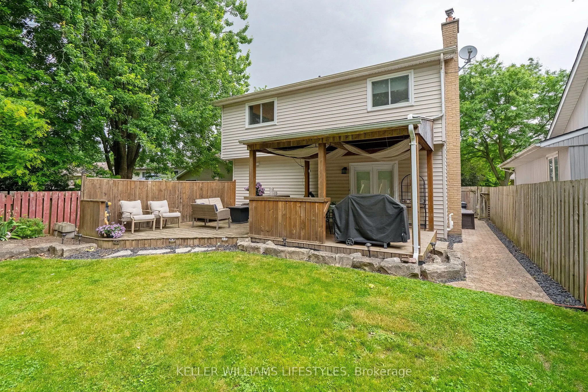 21 Beechbank Crescent