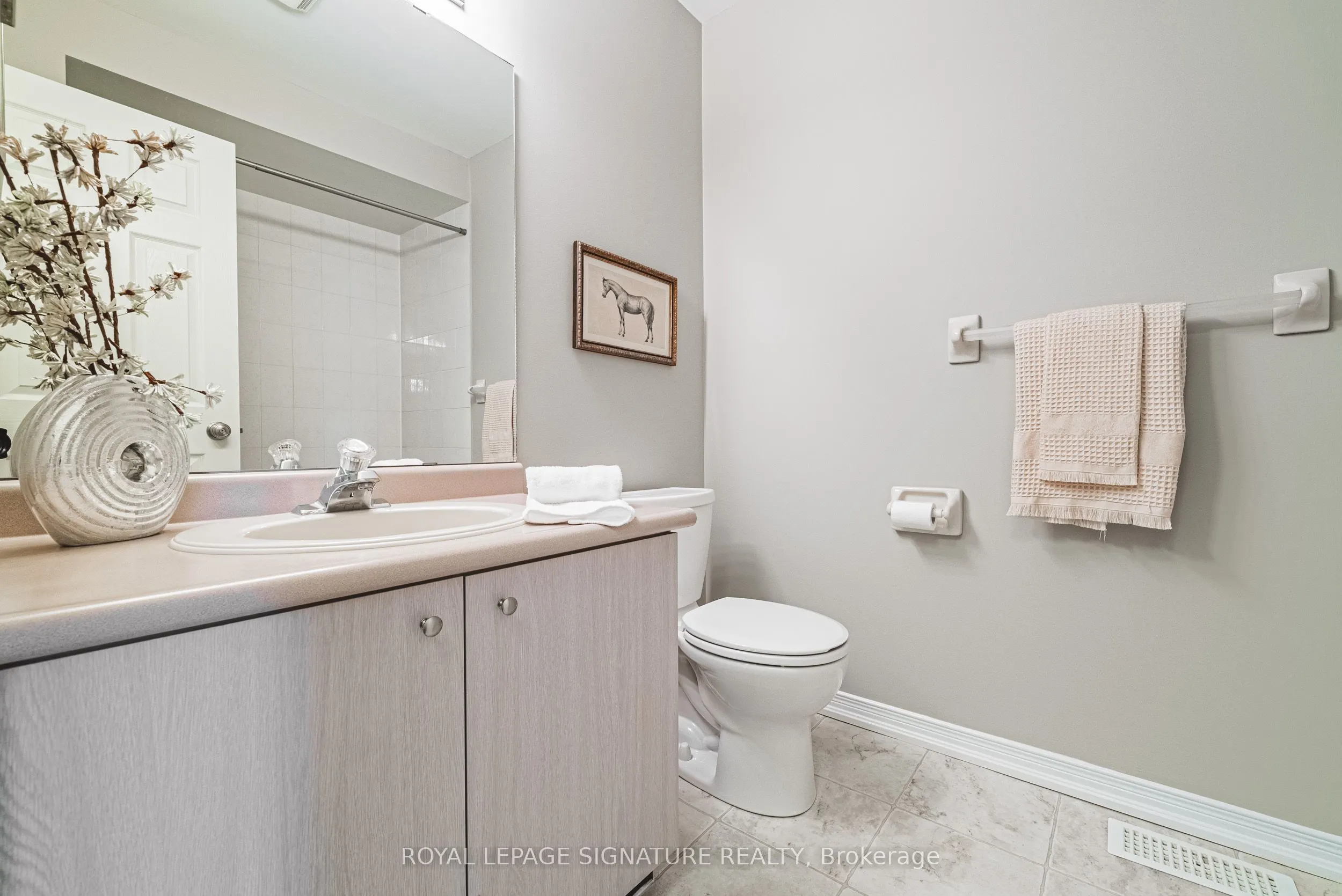 819 Upper Paradise Road, #11