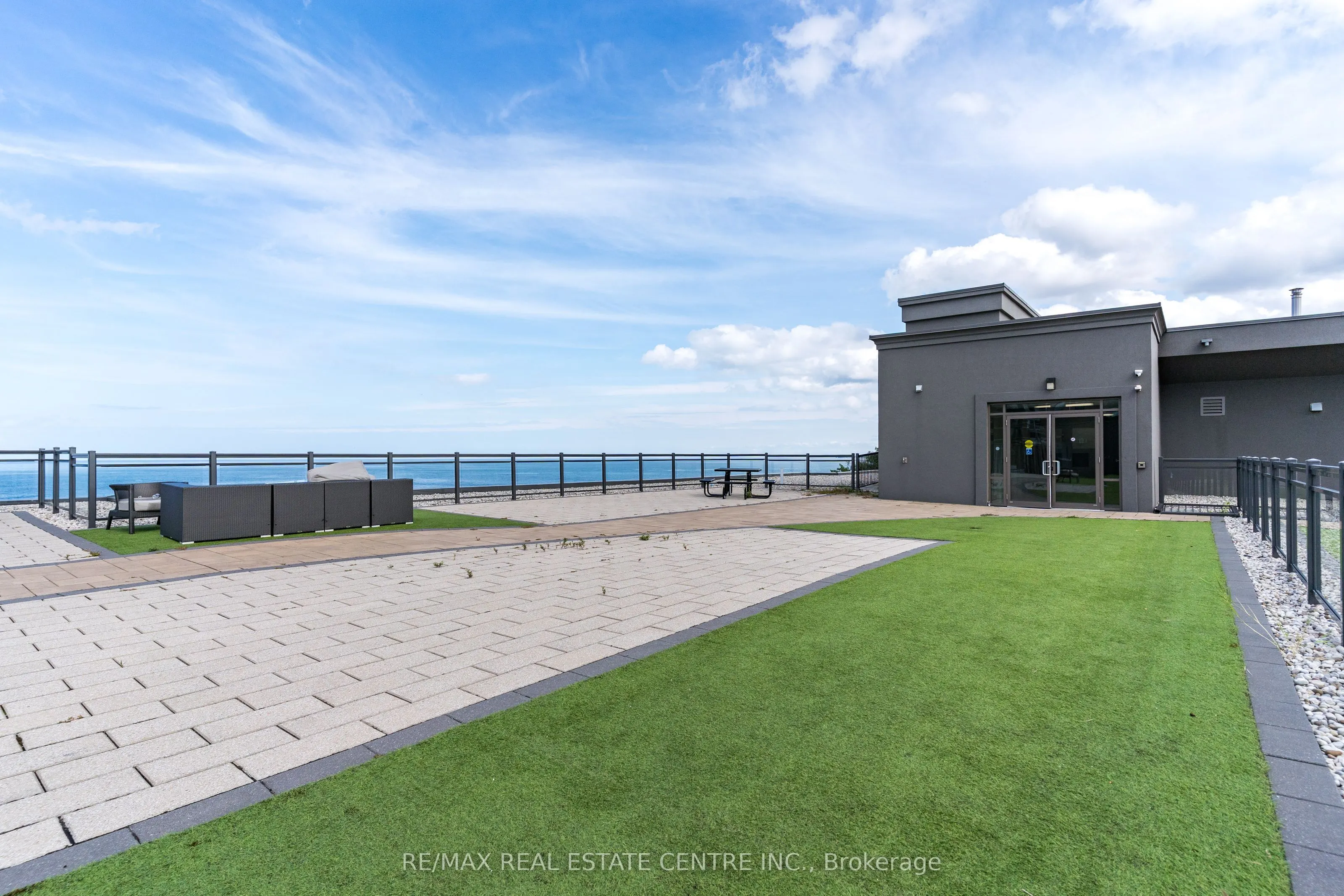 35 Southshore Crescent, #114
