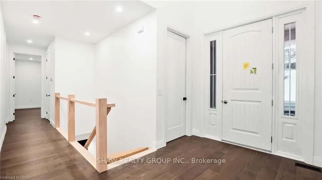 31 Glen Eagle Court
