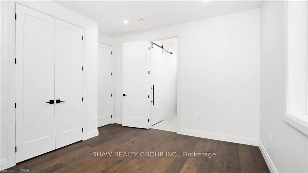 31 Glen Eagle Court