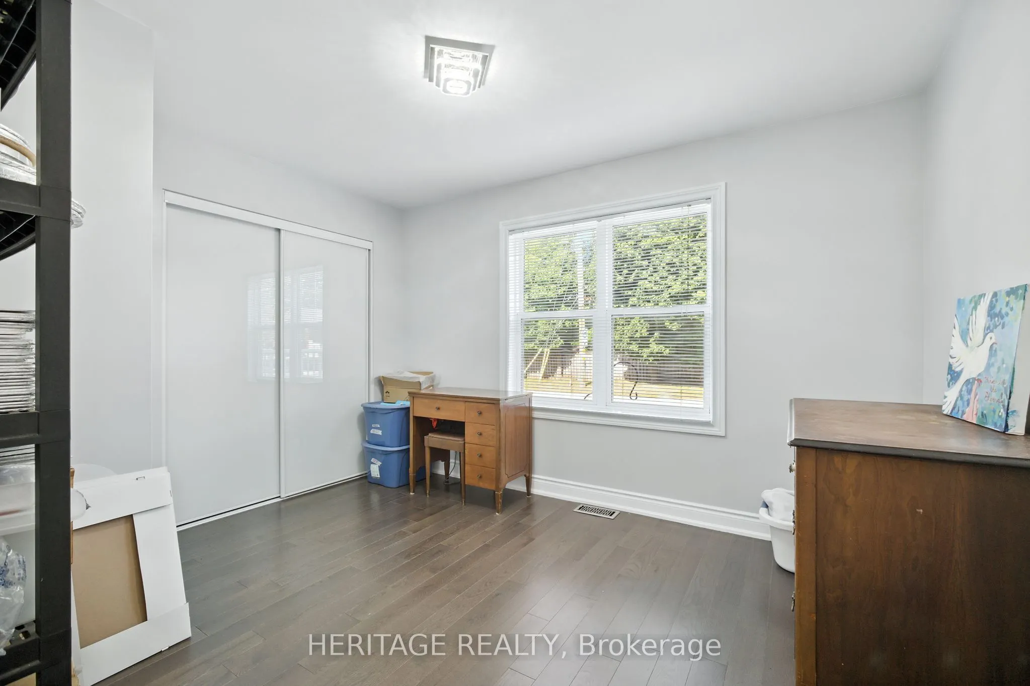55 Wellington Street S