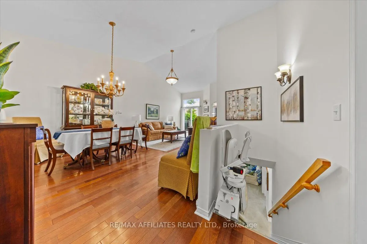1244 Foxborough Private E, #-