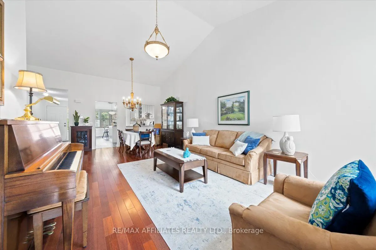 1244 Foxborough Private E, #-