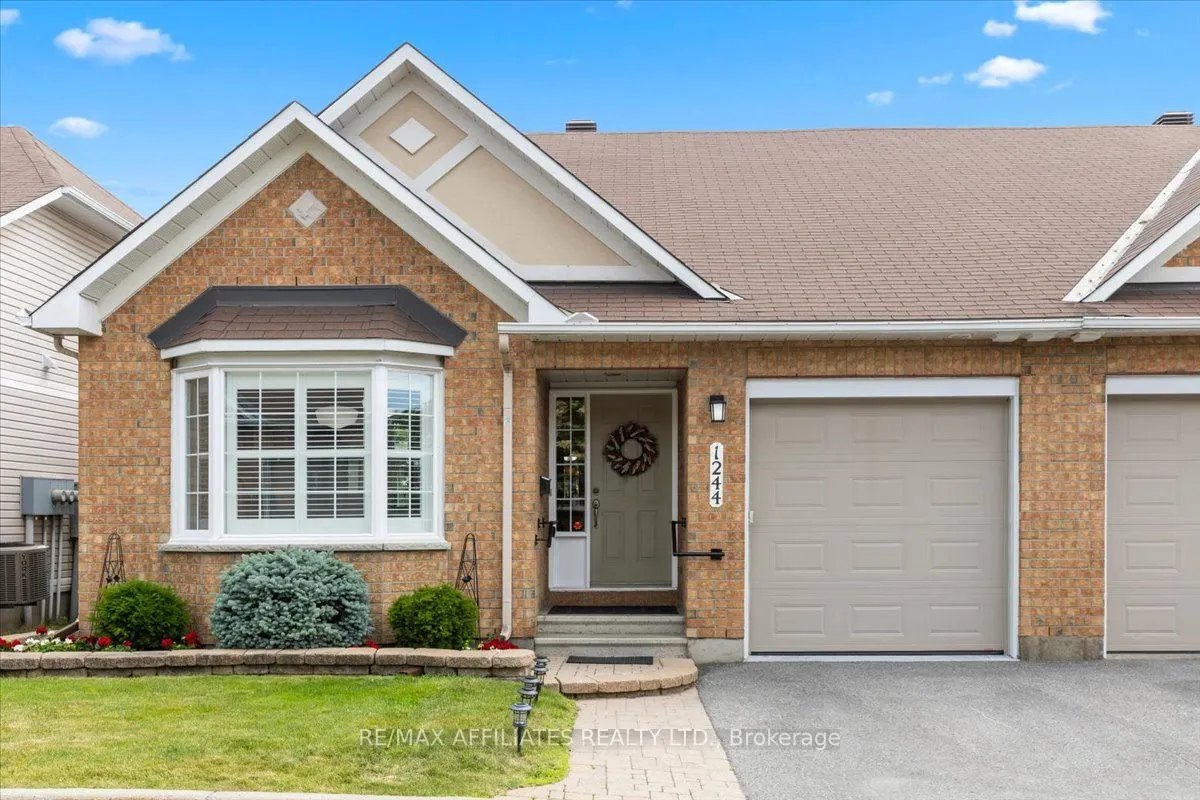 1244 Foxborough Private E, #-