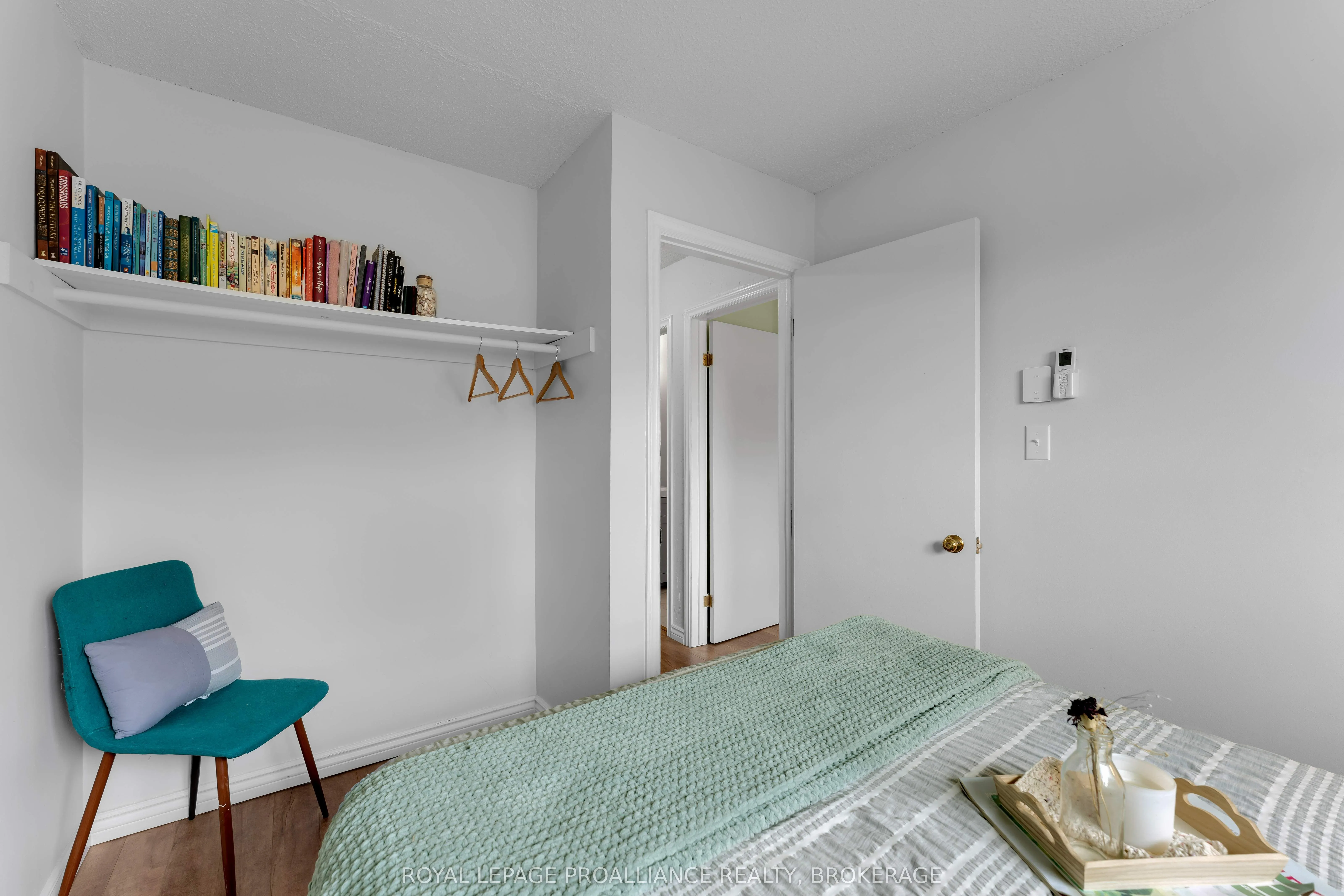 369 William Street N, #4