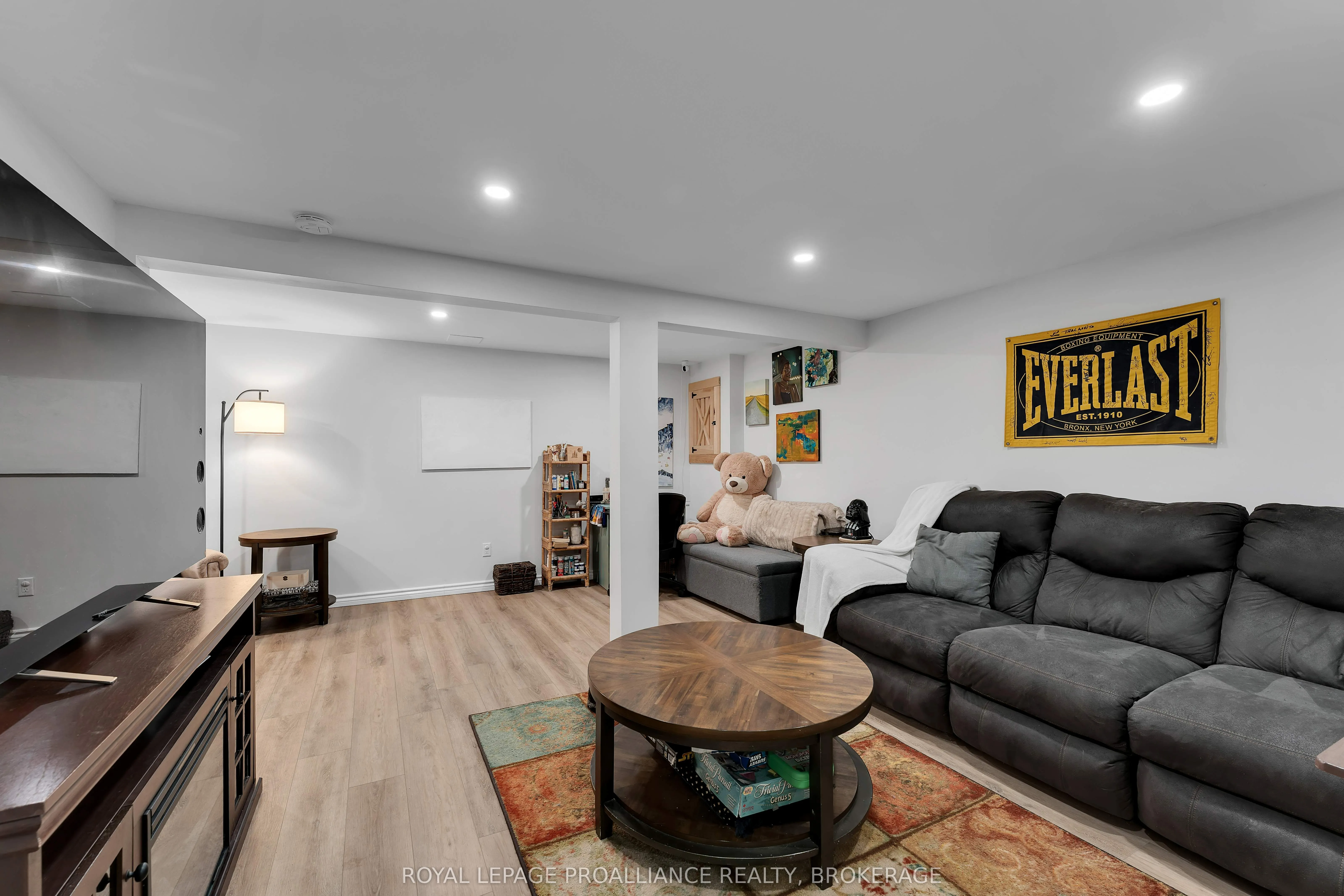 369 William Street N, #4