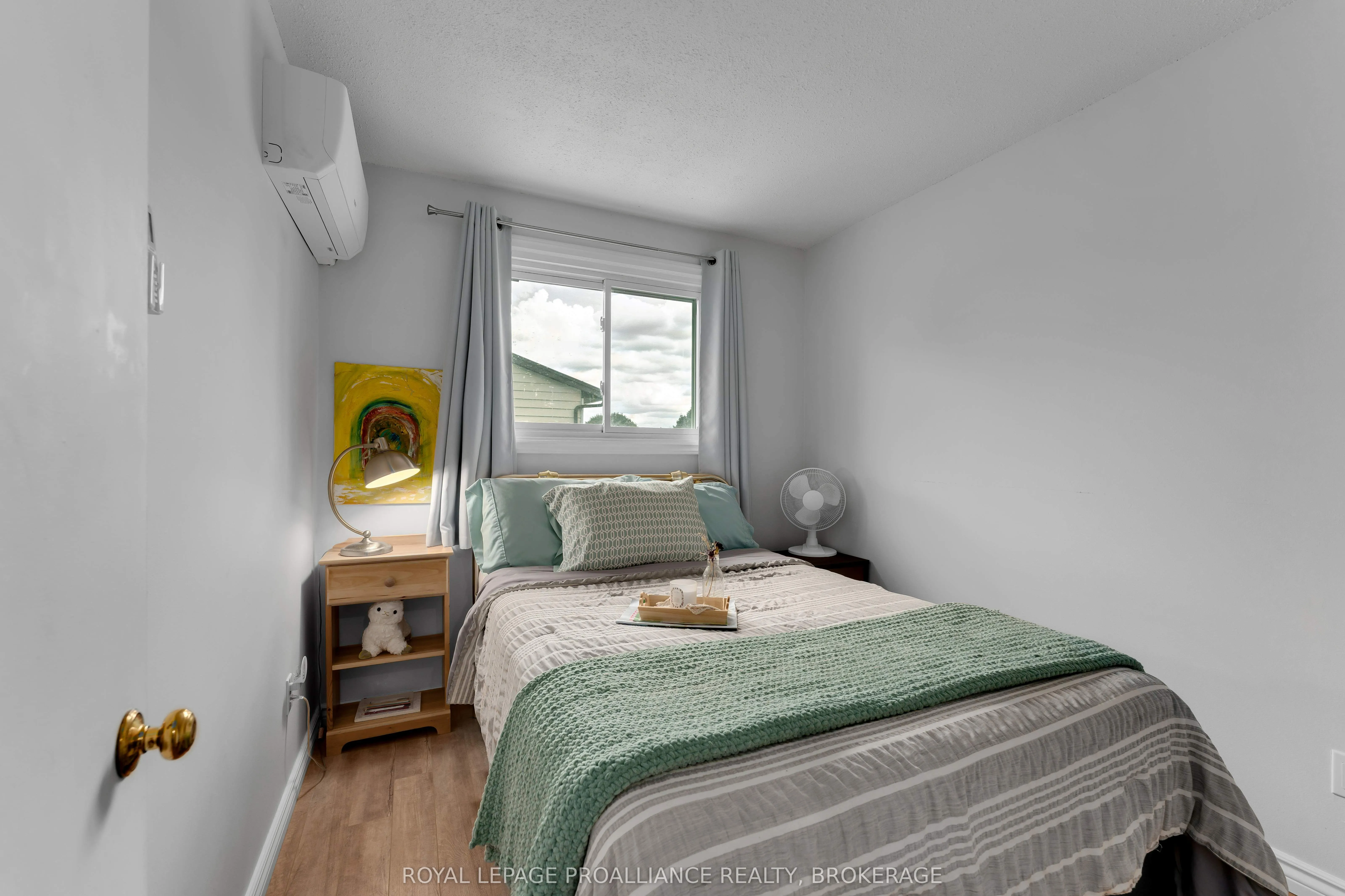 369 William Street N, #4