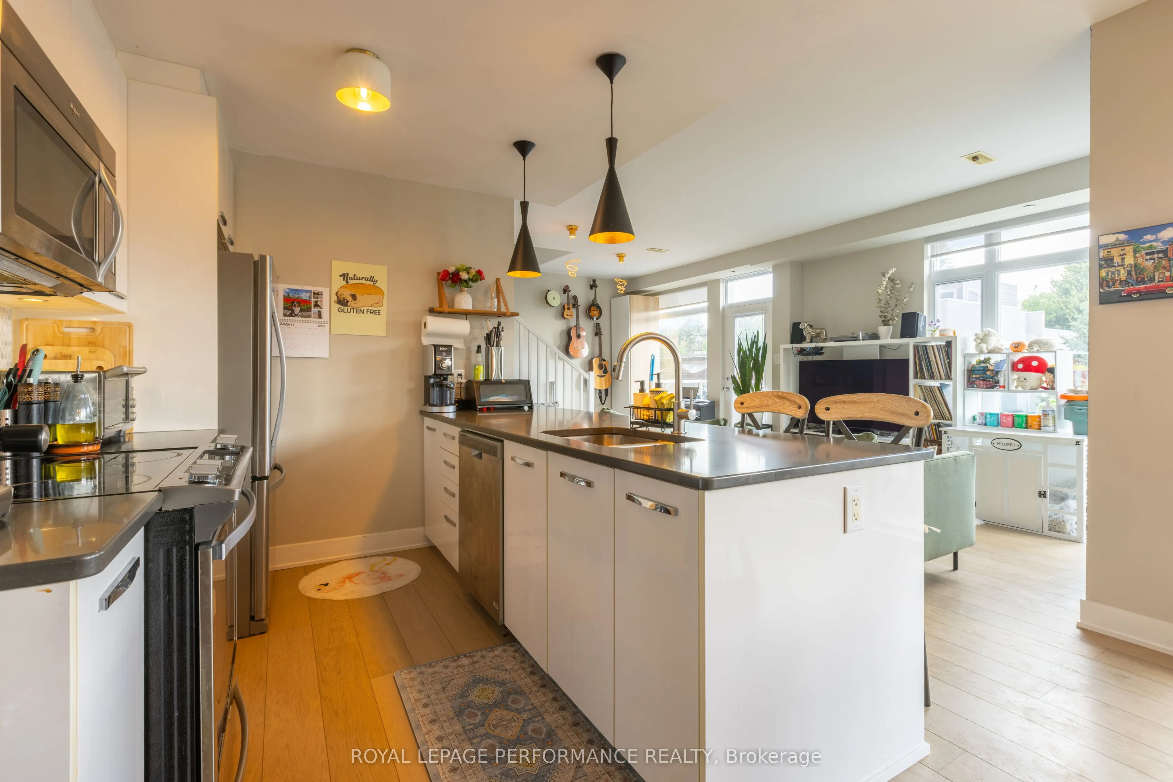 22 Holmwood Avenue, #19
