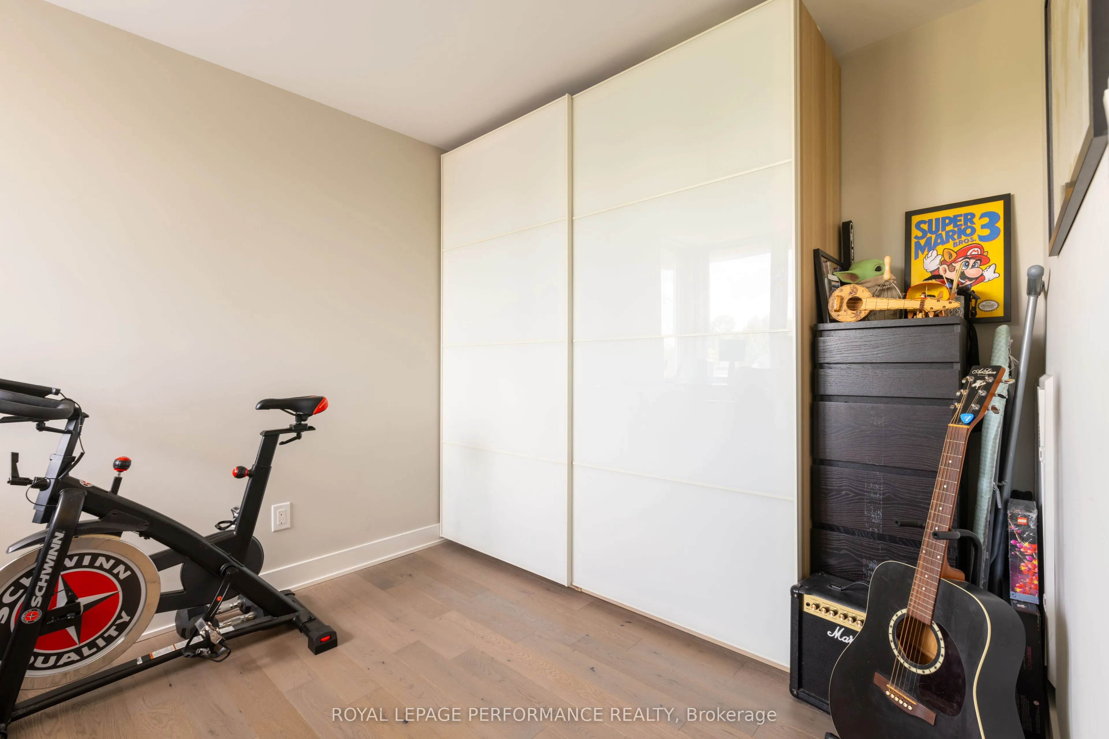 22 Holmwood Avenue, #19