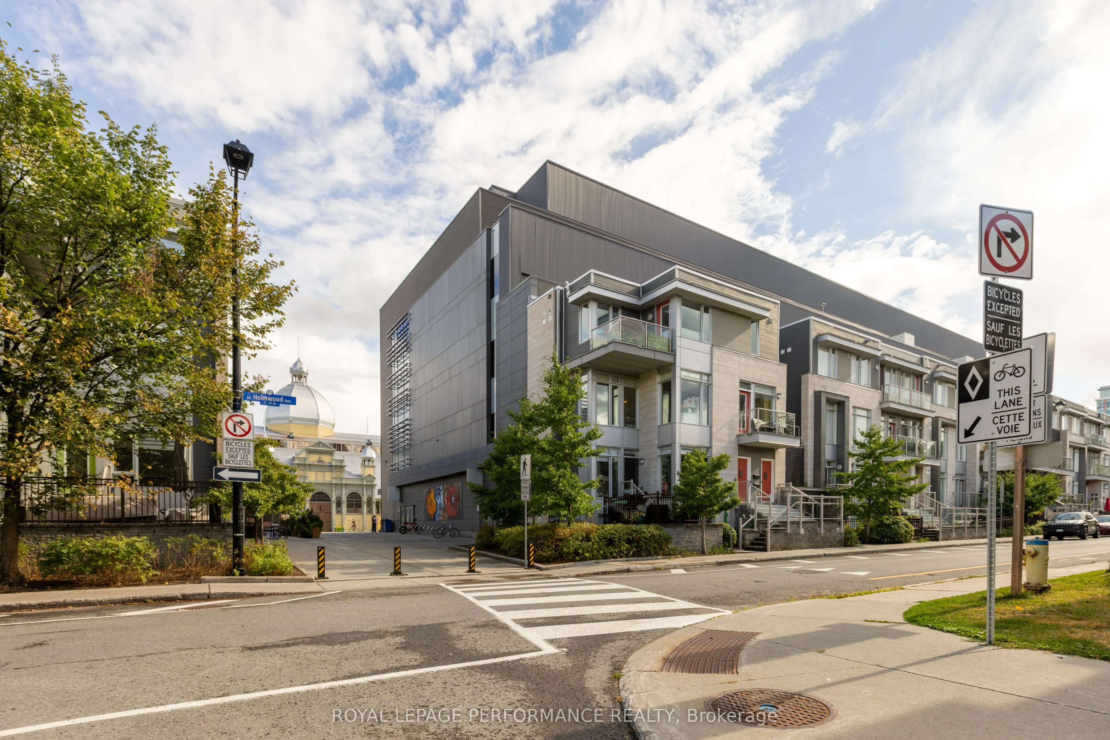 22 Holmwood Avenue, #19