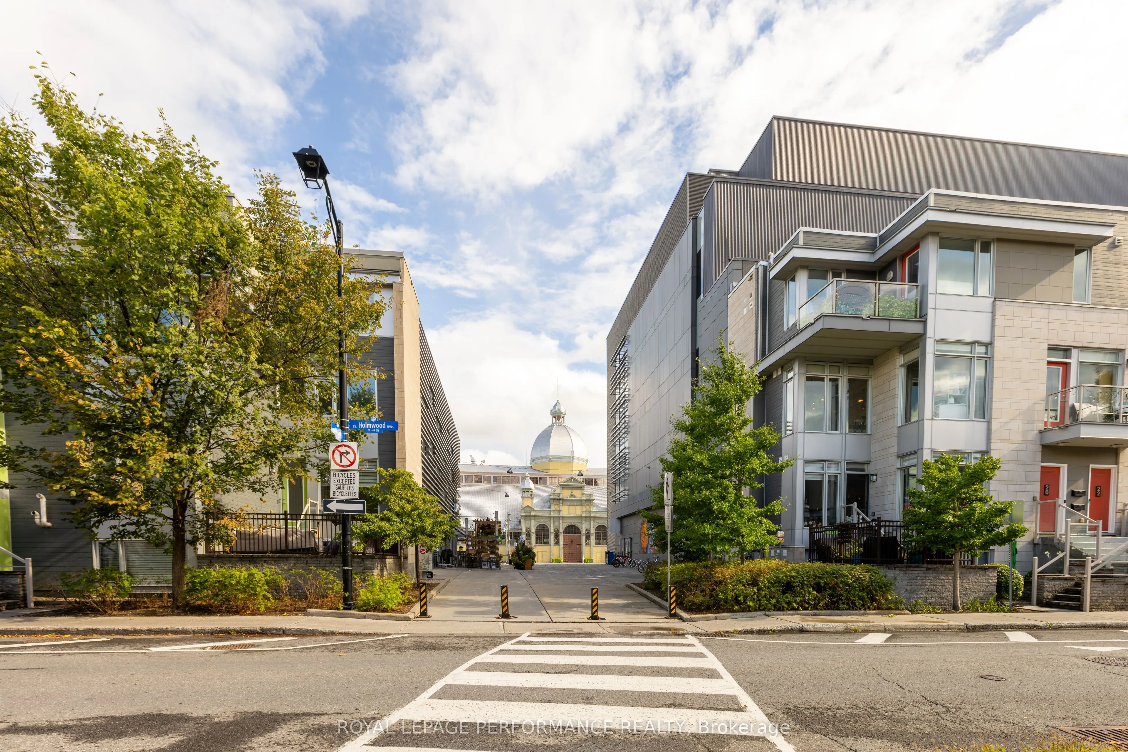 22 Holmwood Avenue, #19