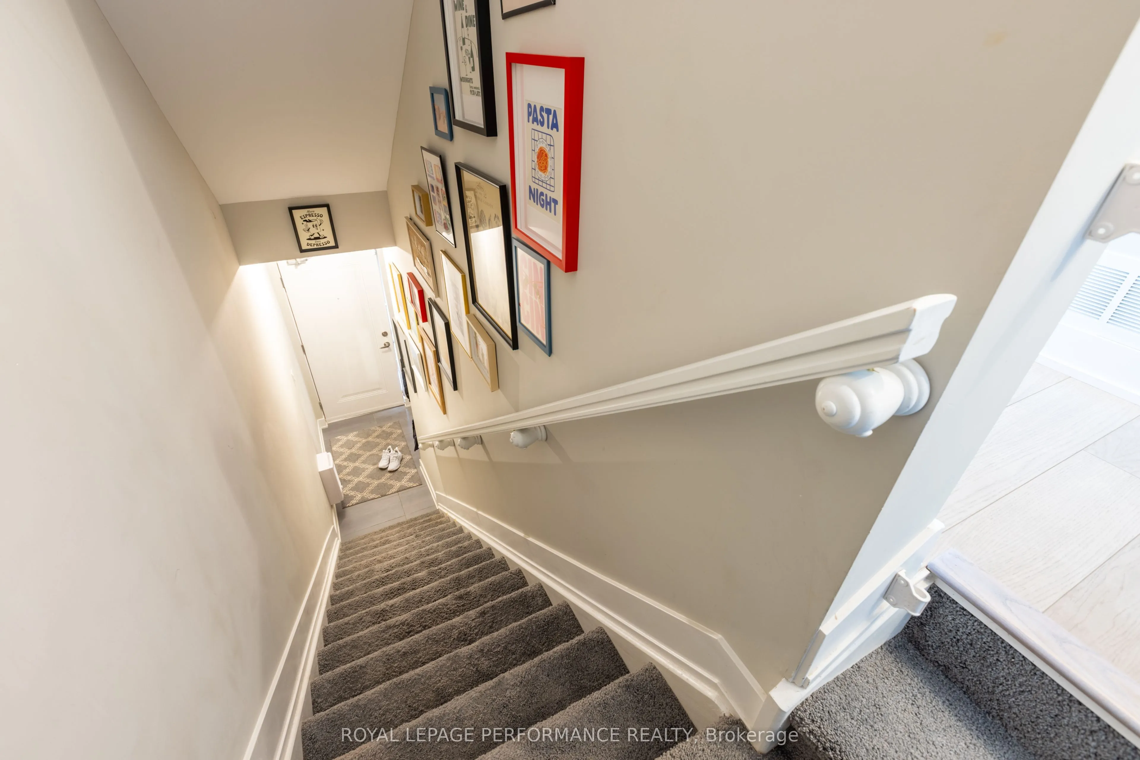 22 Holmwood Avenue, #19