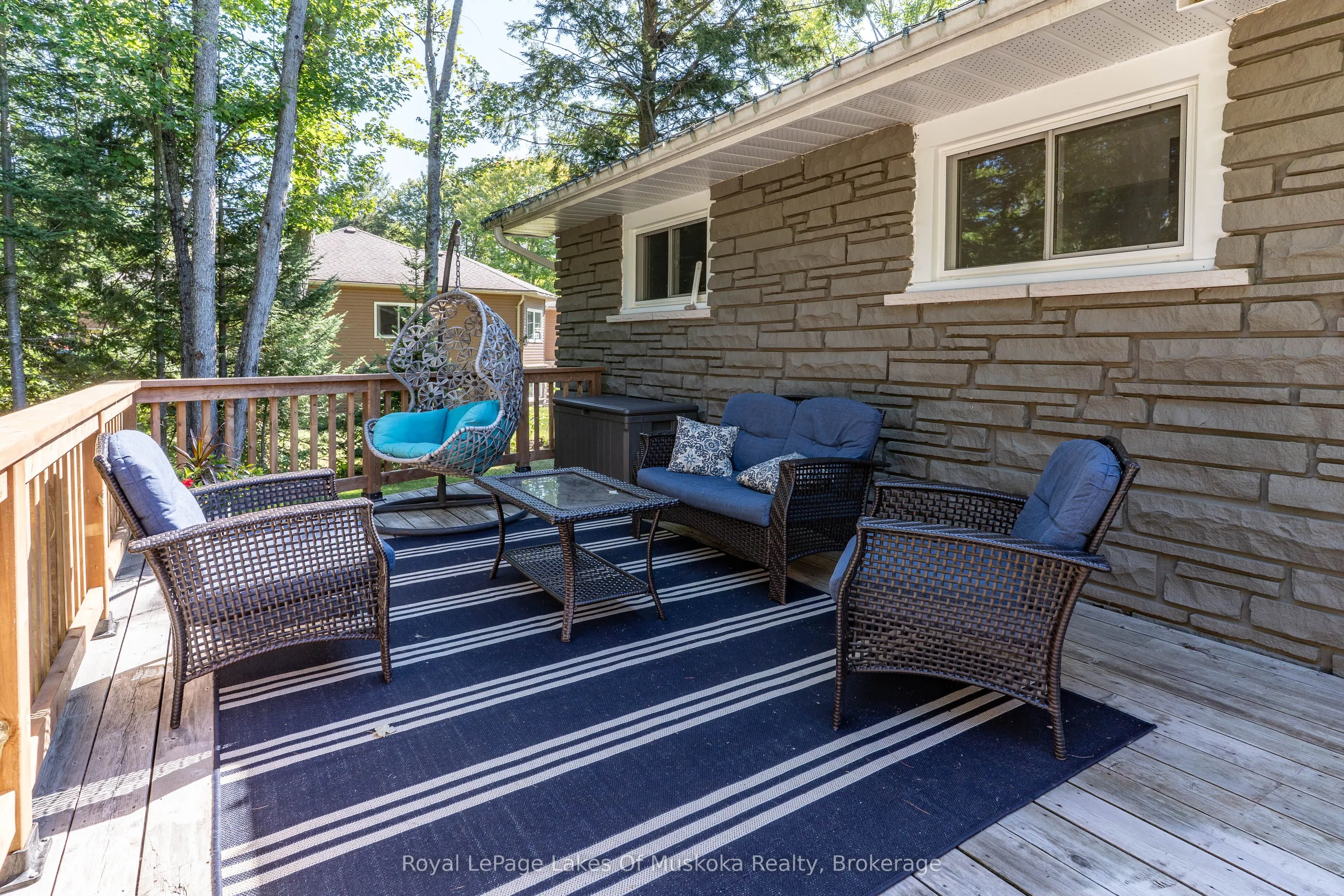 15 Douglas Drive