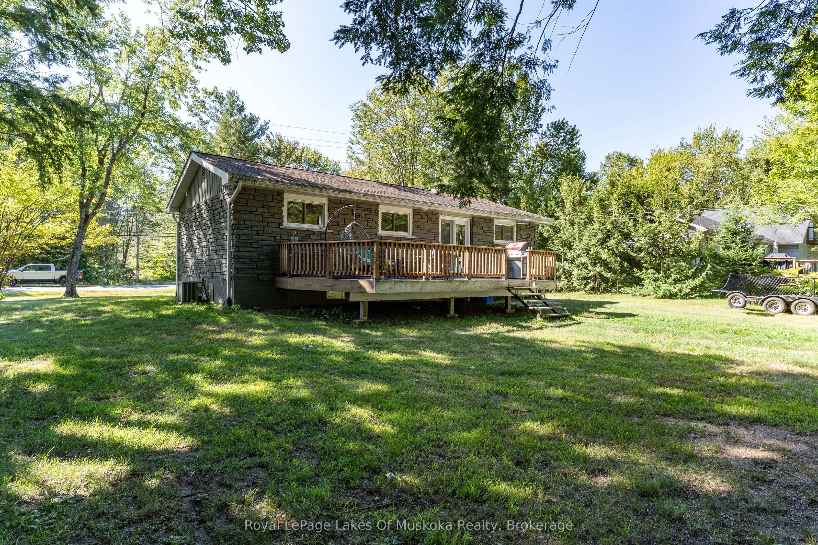 15 Douglas Drive