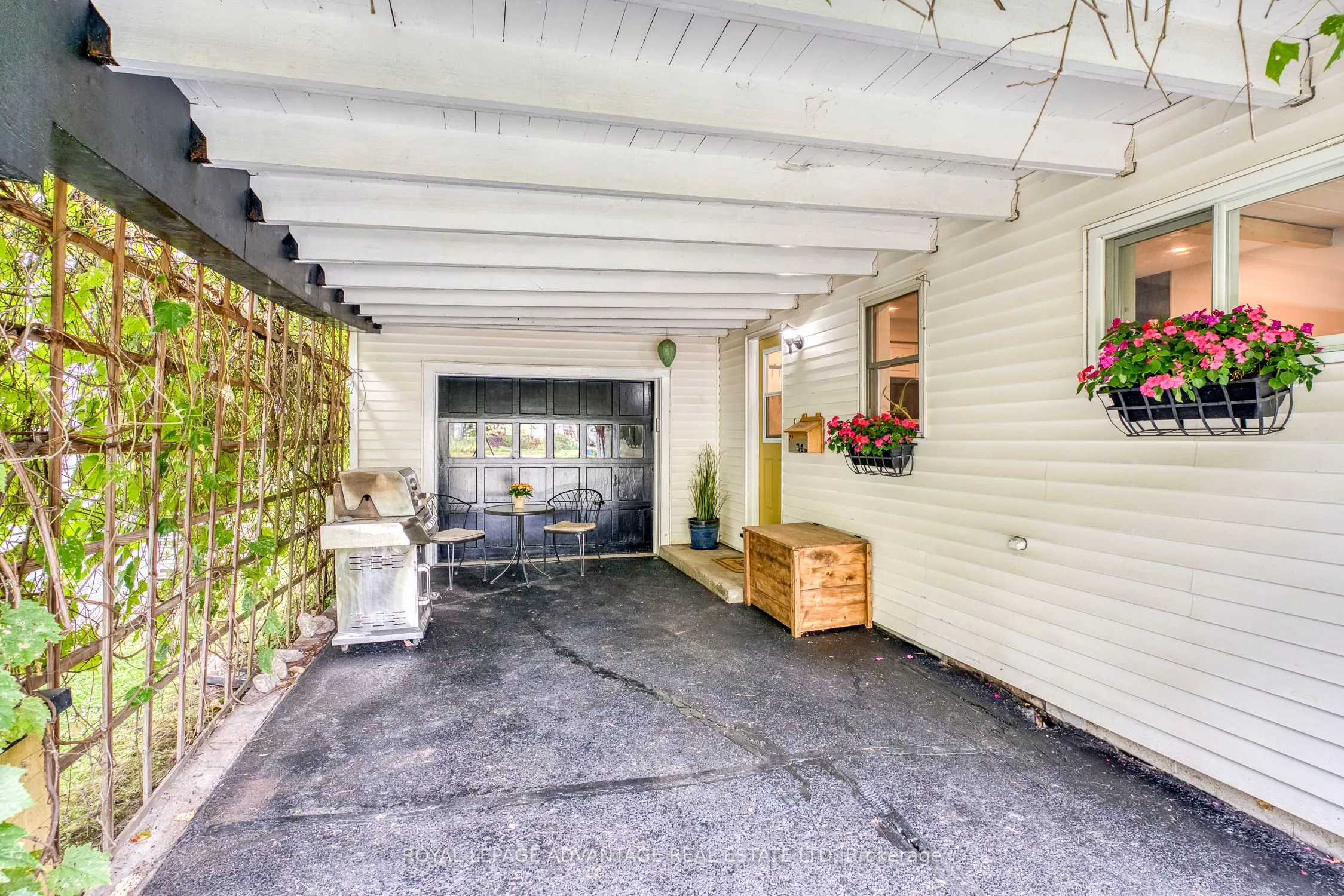 8 George Avenue