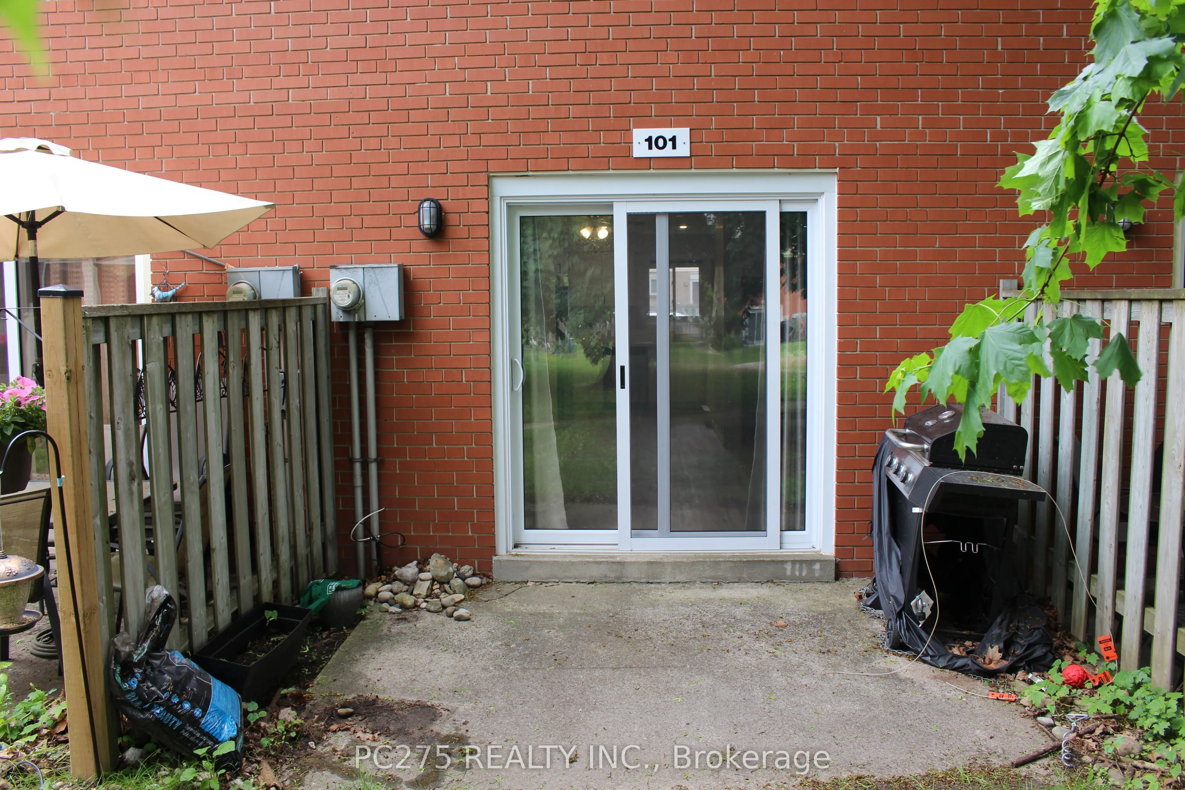 1090 Kipps Lane, #101