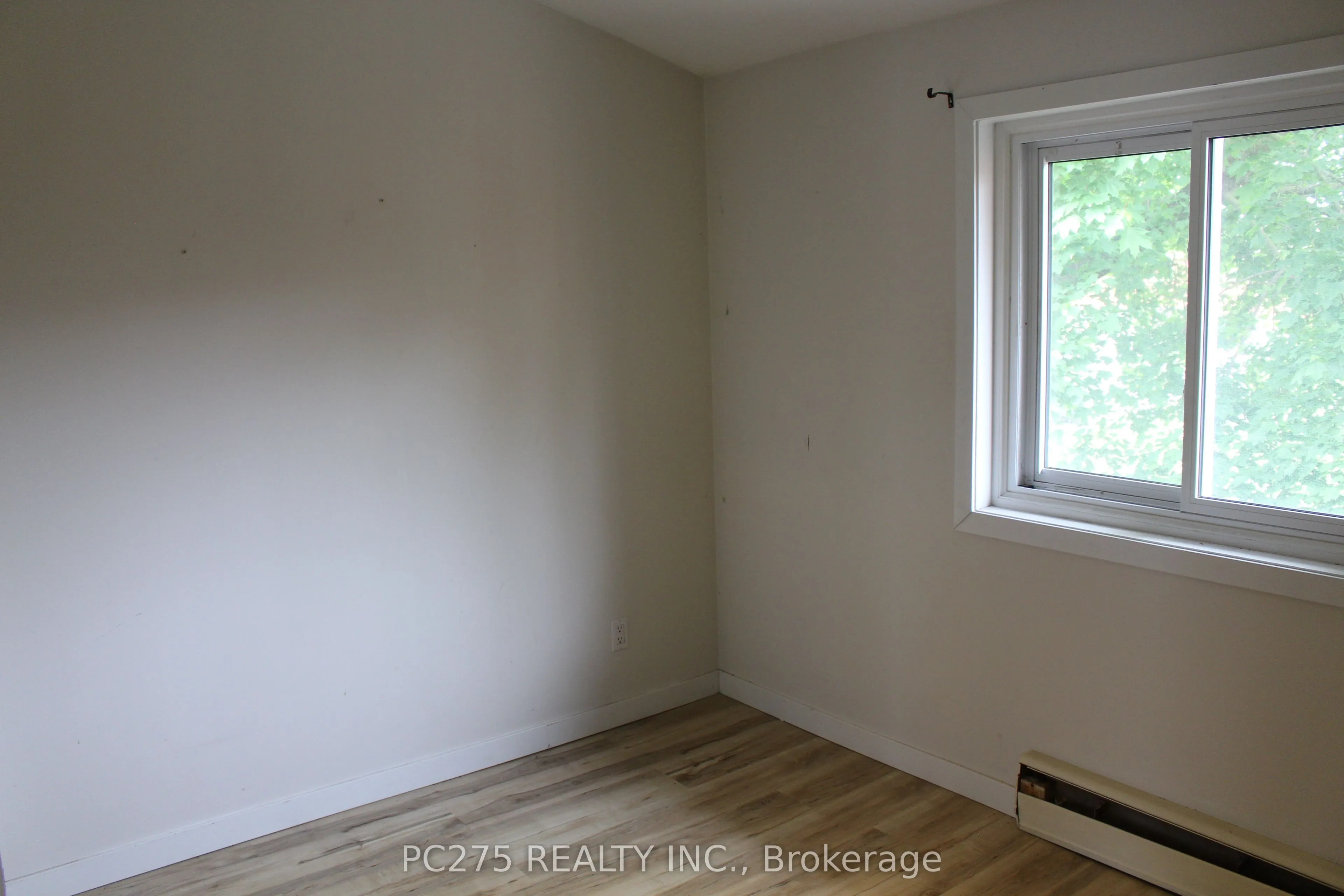 1090 Kipps Lane, #101